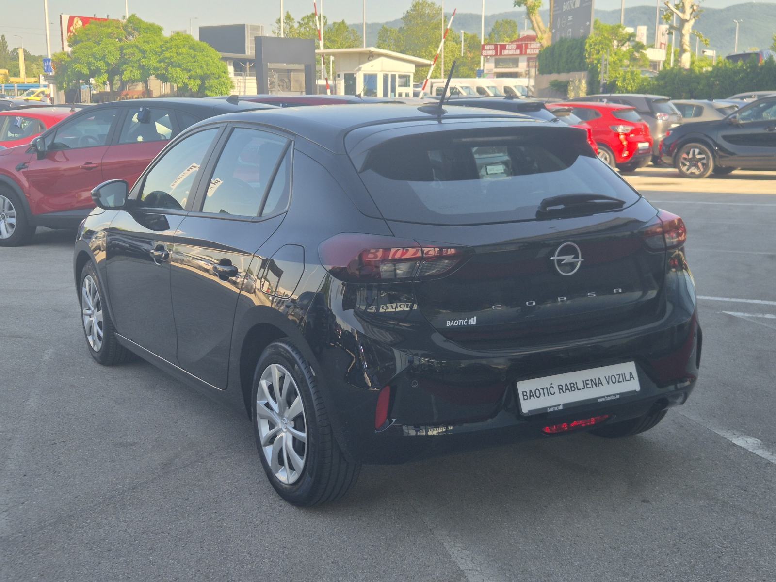 Opel Corsa Edition 1,2 55kw, fotografija 8