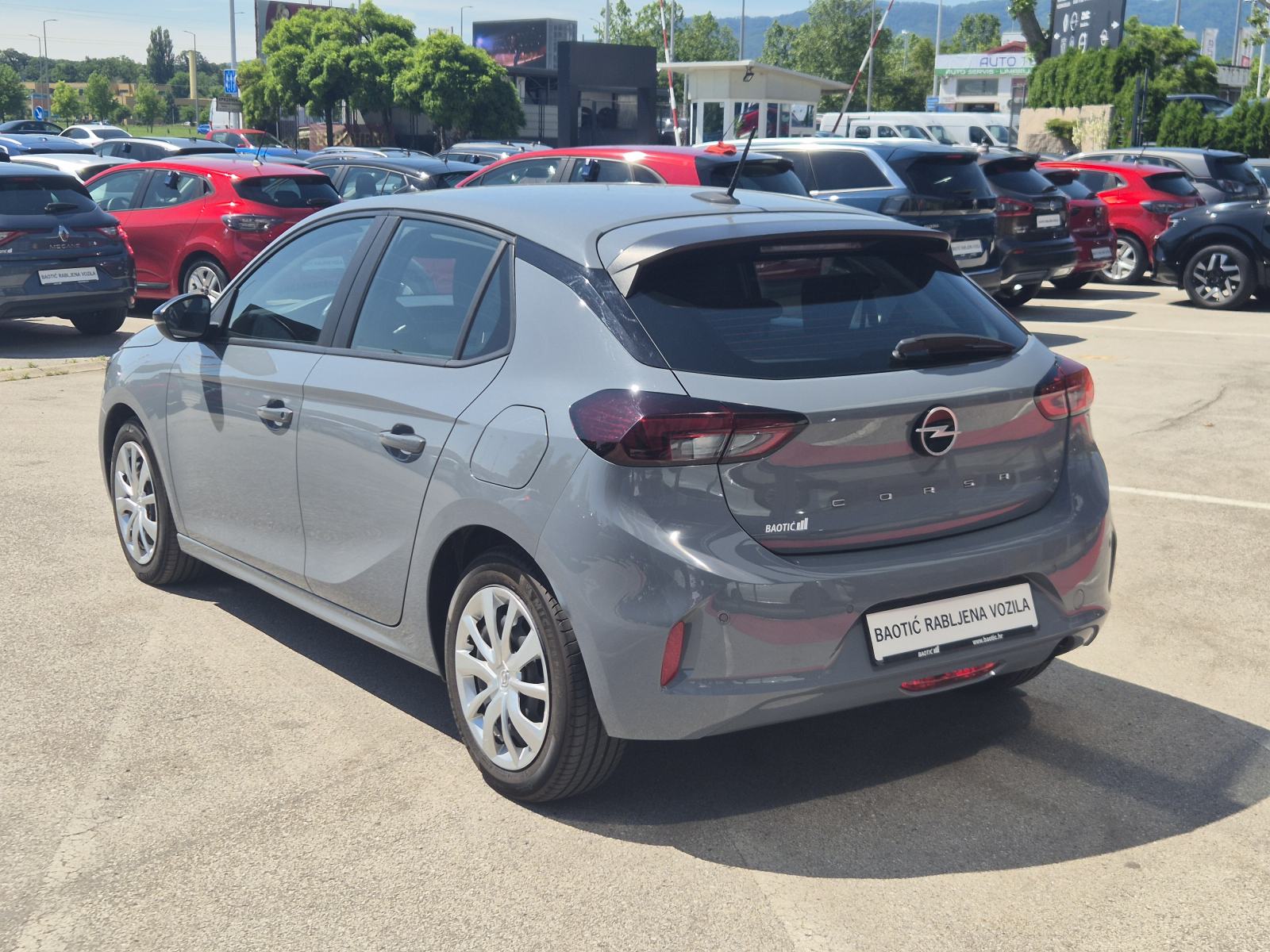 Opel Corsa Edition 1,2 55kw, fotografija 8