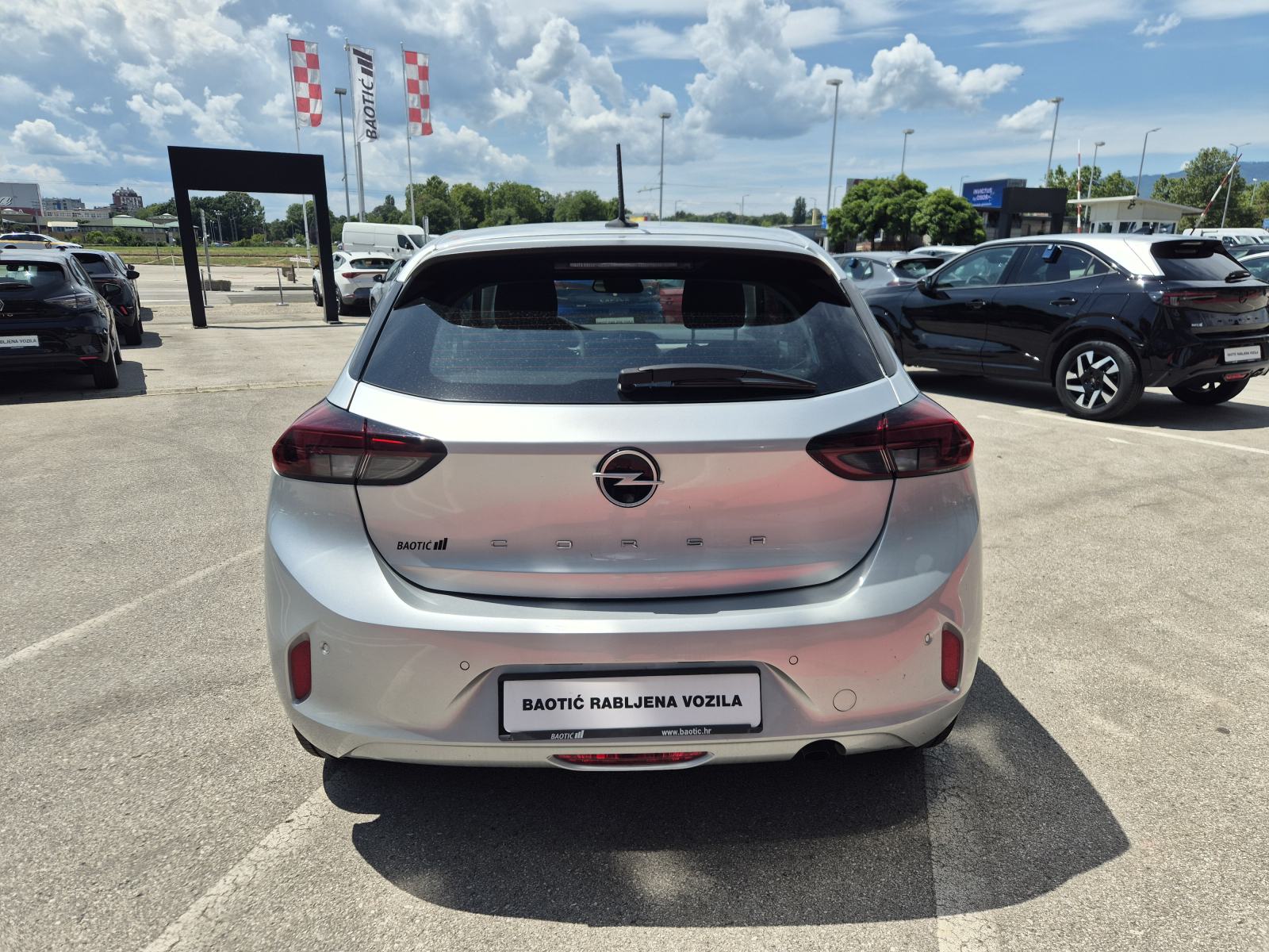 Opel Corsa Edition 1,2 55kW, fotografija 6