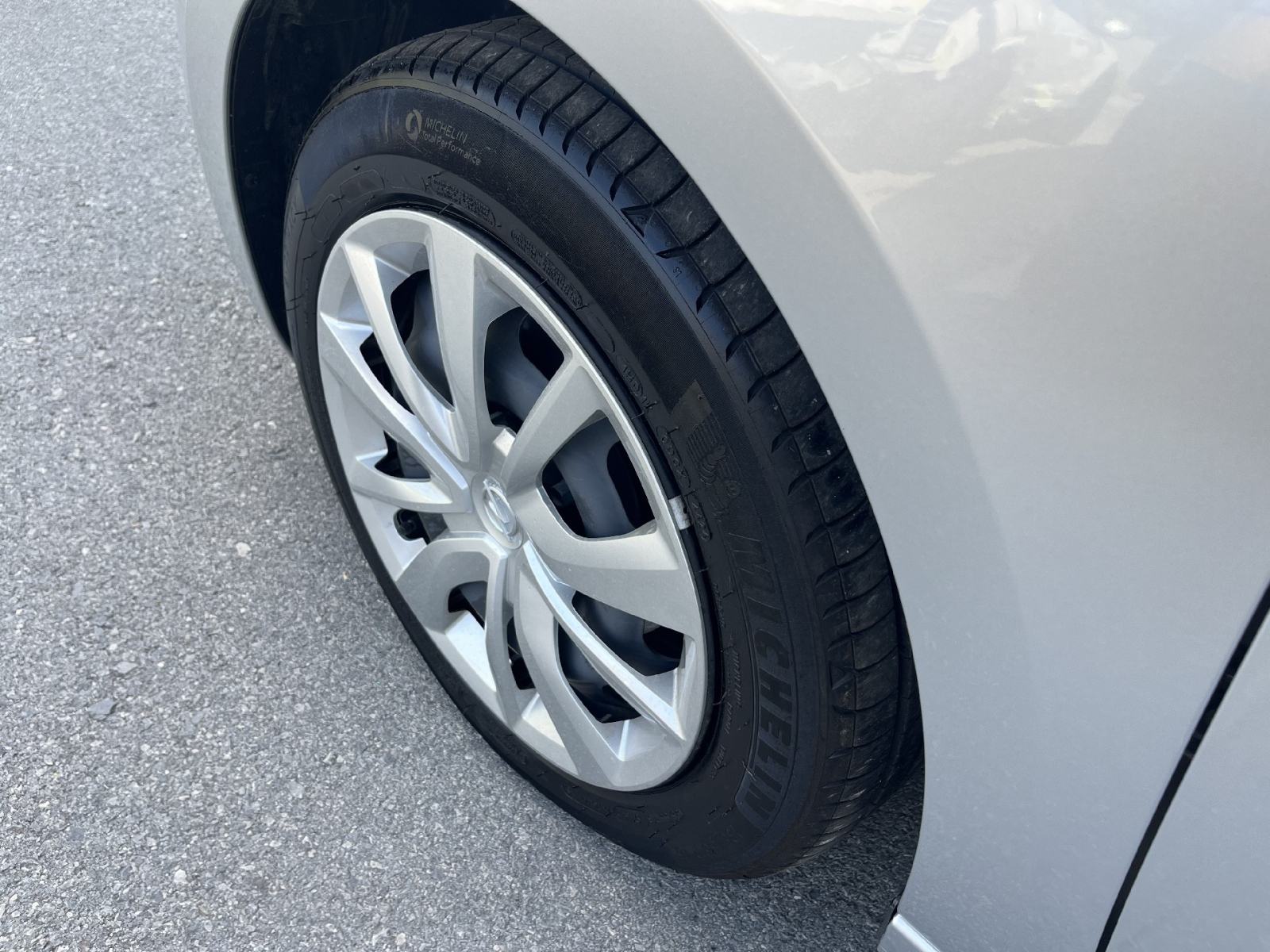 OPEL CORSA EDITION 1,2 MT5 *VOZILO U TVORNIČKOM JAMSTVU*, fotografija 10