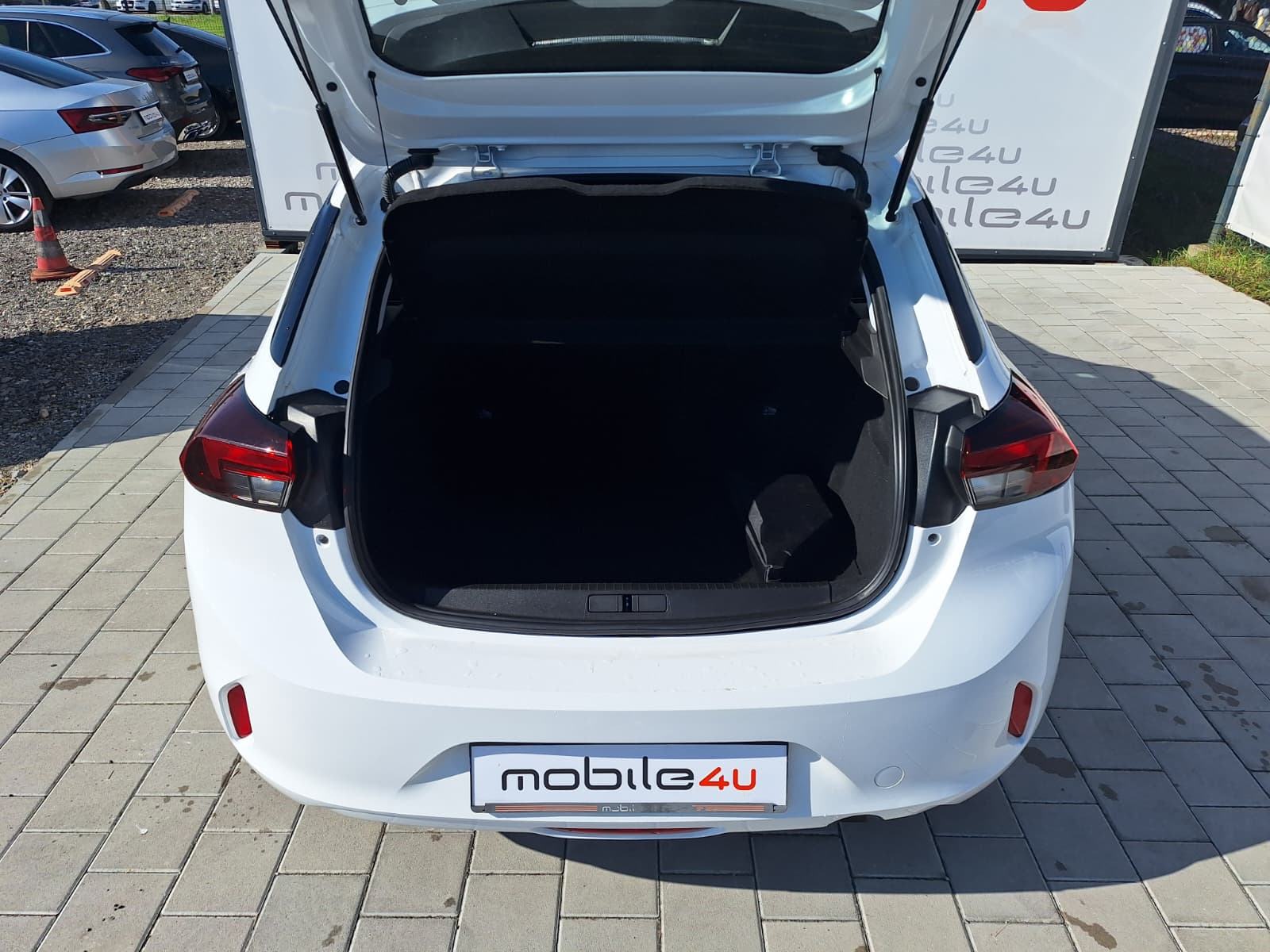 Opel Corsa Edition 1,5 D, fotografija 5