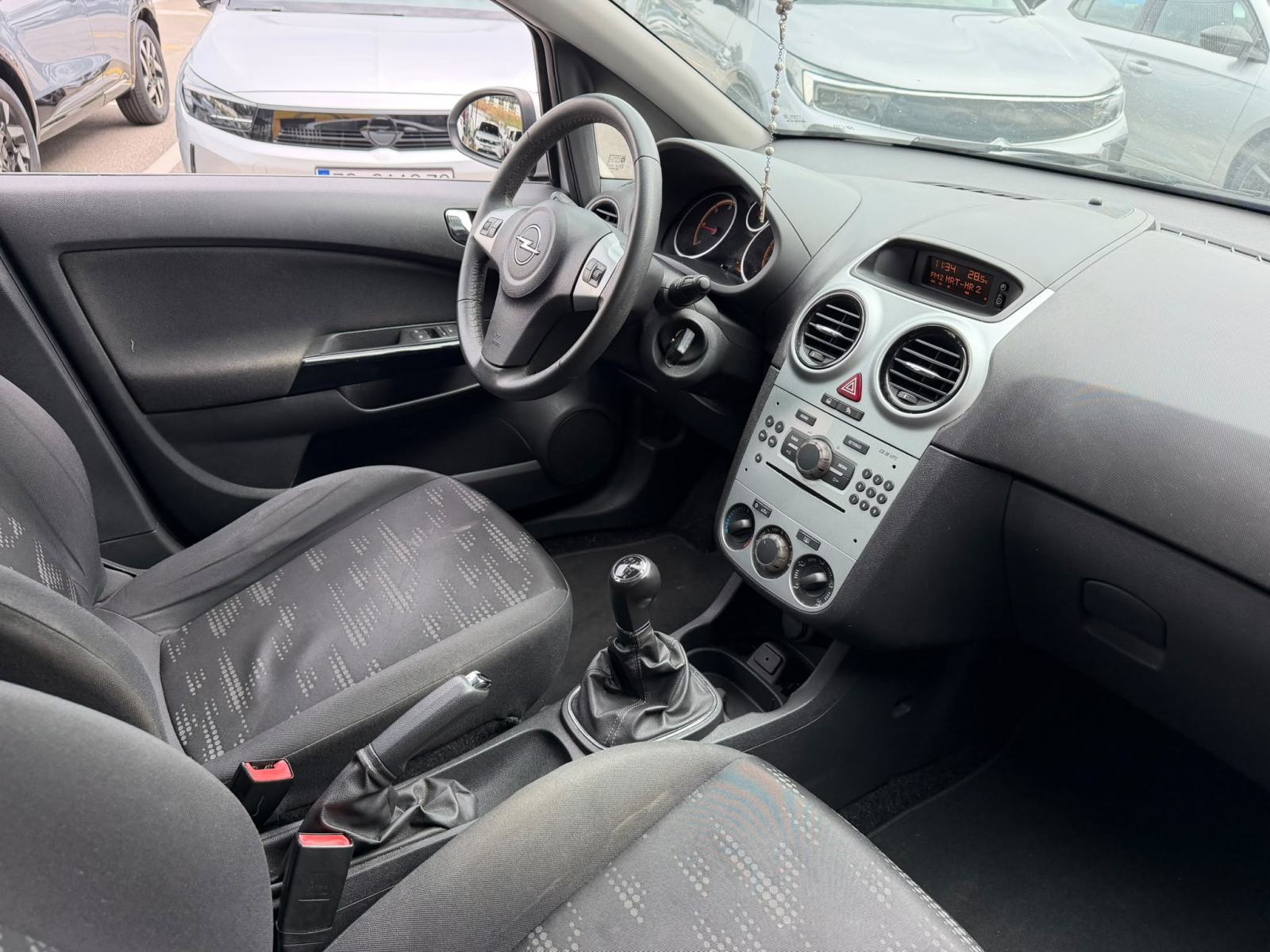 Opel Corsa eNJOY 1,3 CDTI 70kW Reg do 07/27, fotografija 7