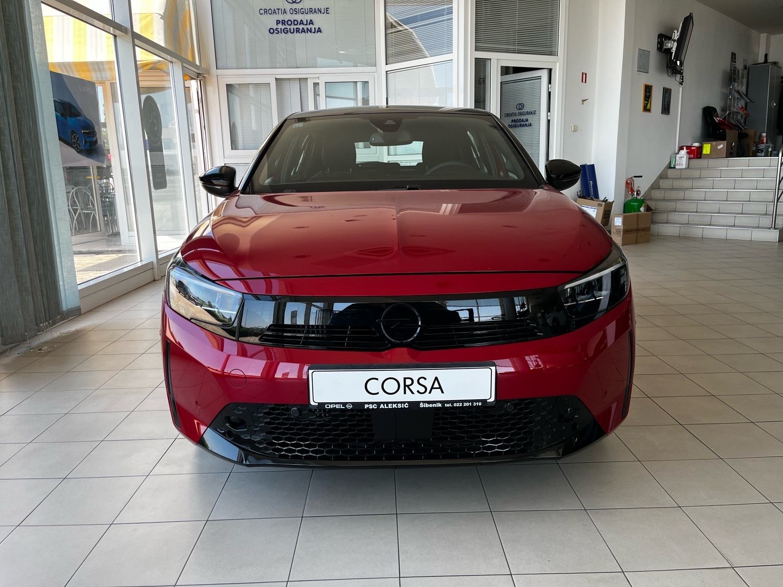 Opel Corsa GS 1,2 MT6 -JAMSTVO- Park. kamera, Zimski paket, Sport mode, fotografija 2
