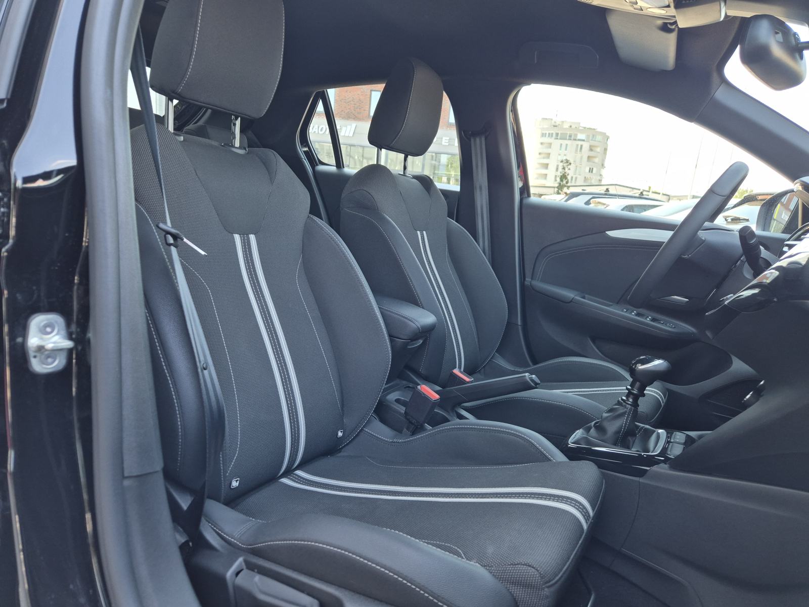 Opel Corsa GS-Line 1,2 74kW, fotografija 12