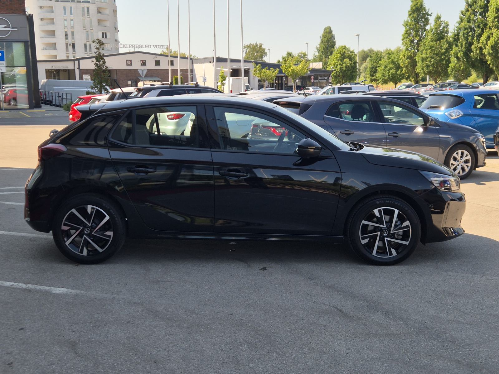 Opel Corsa GS-Line 1,2 74kW, fotografija 4