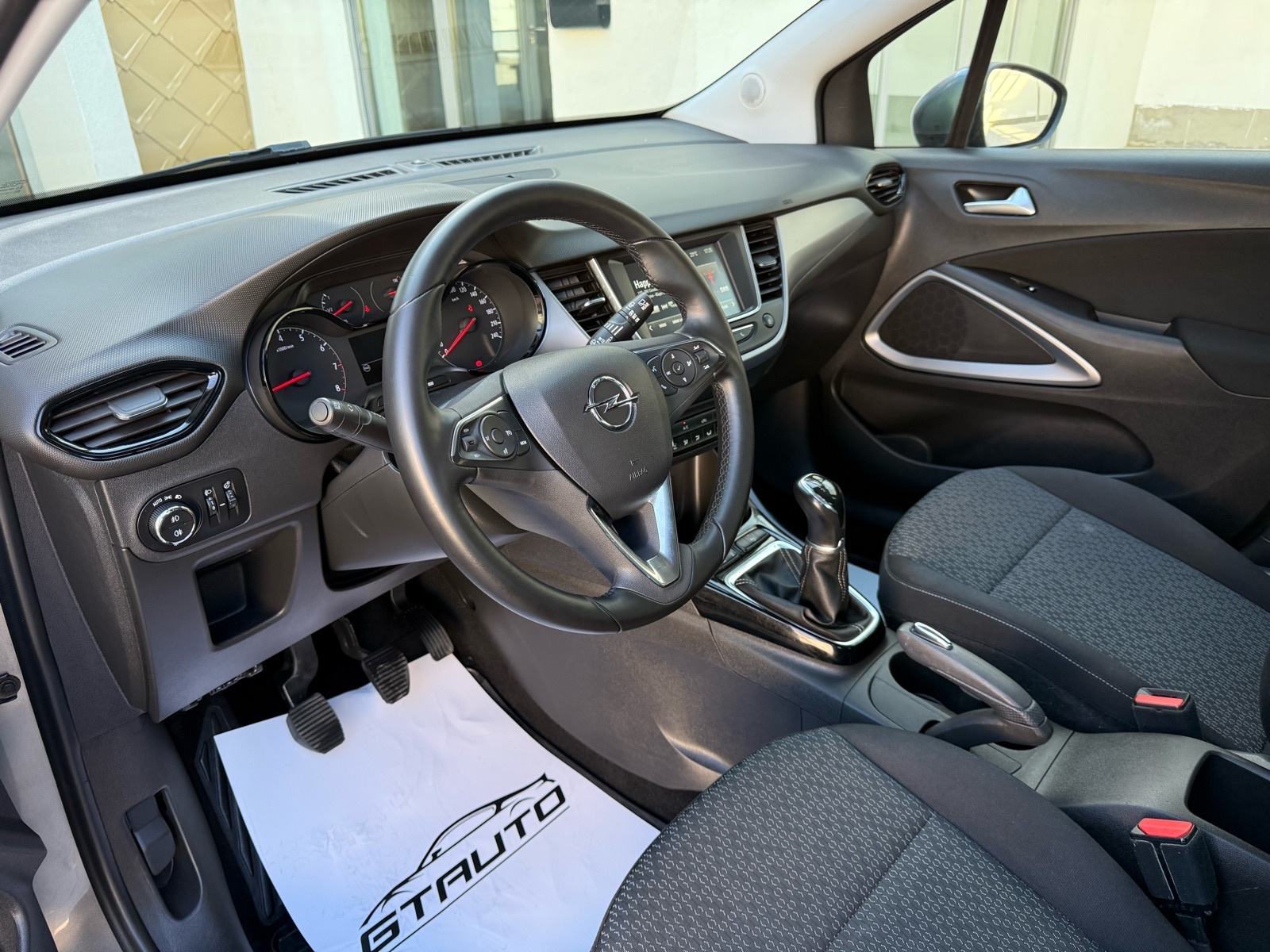 OPEL CROSSLAND 1.2, 2017.God, 131.000km,SERVIS, PARK SENZ, LINE ASSIST, fotografija 9