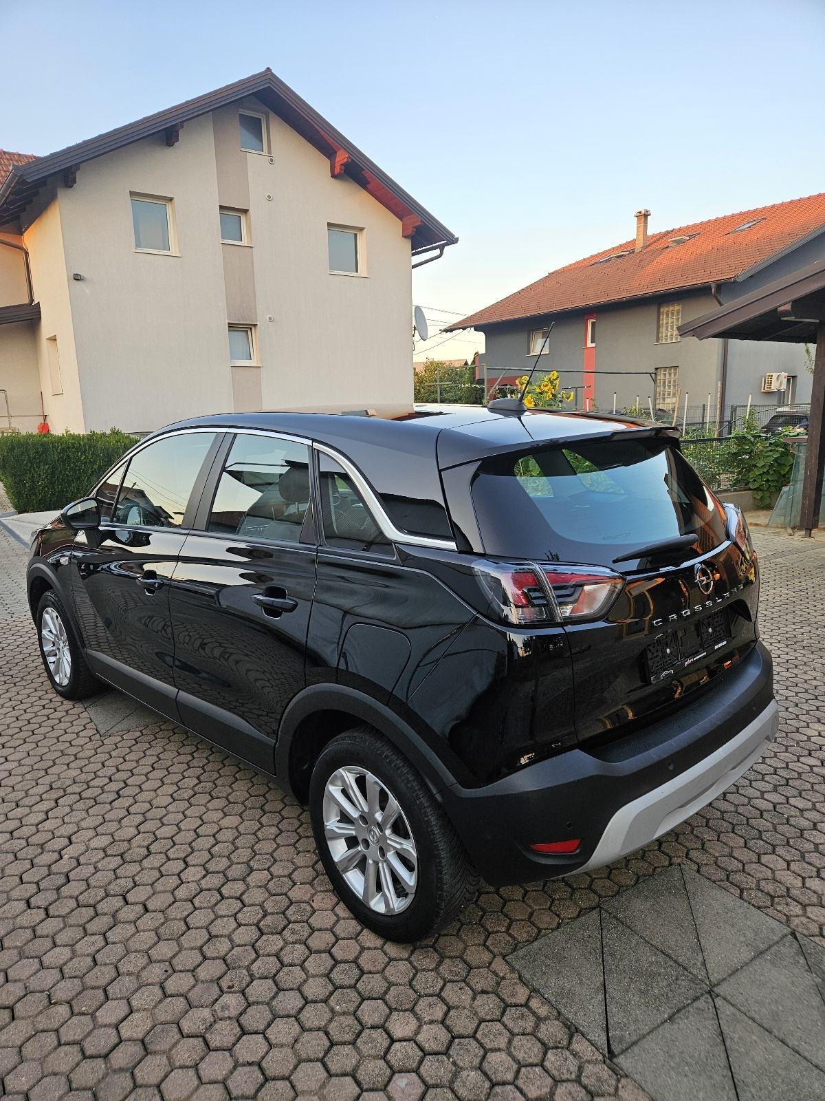 Opel Crossland 1,2 DESIGN, fotografija 4