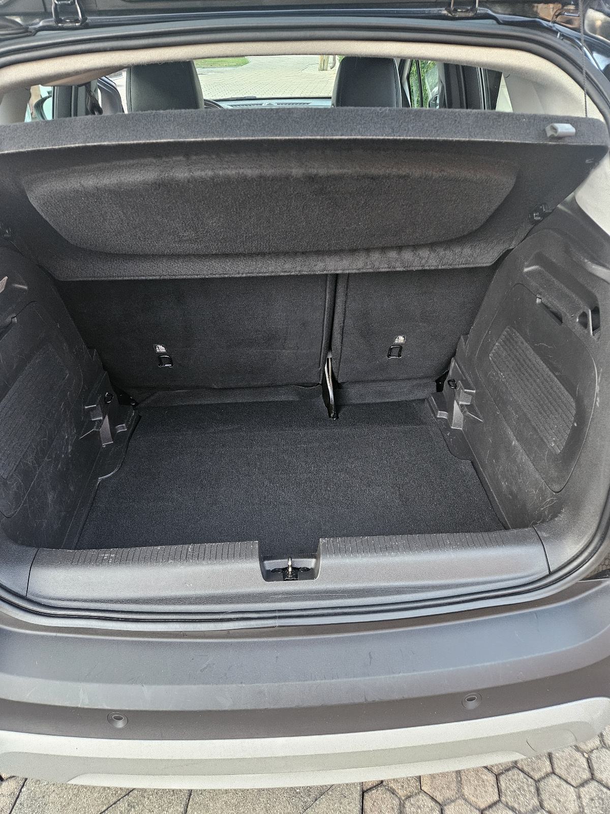 Opel Crossland 1,2 DESIGN, fotografija 15