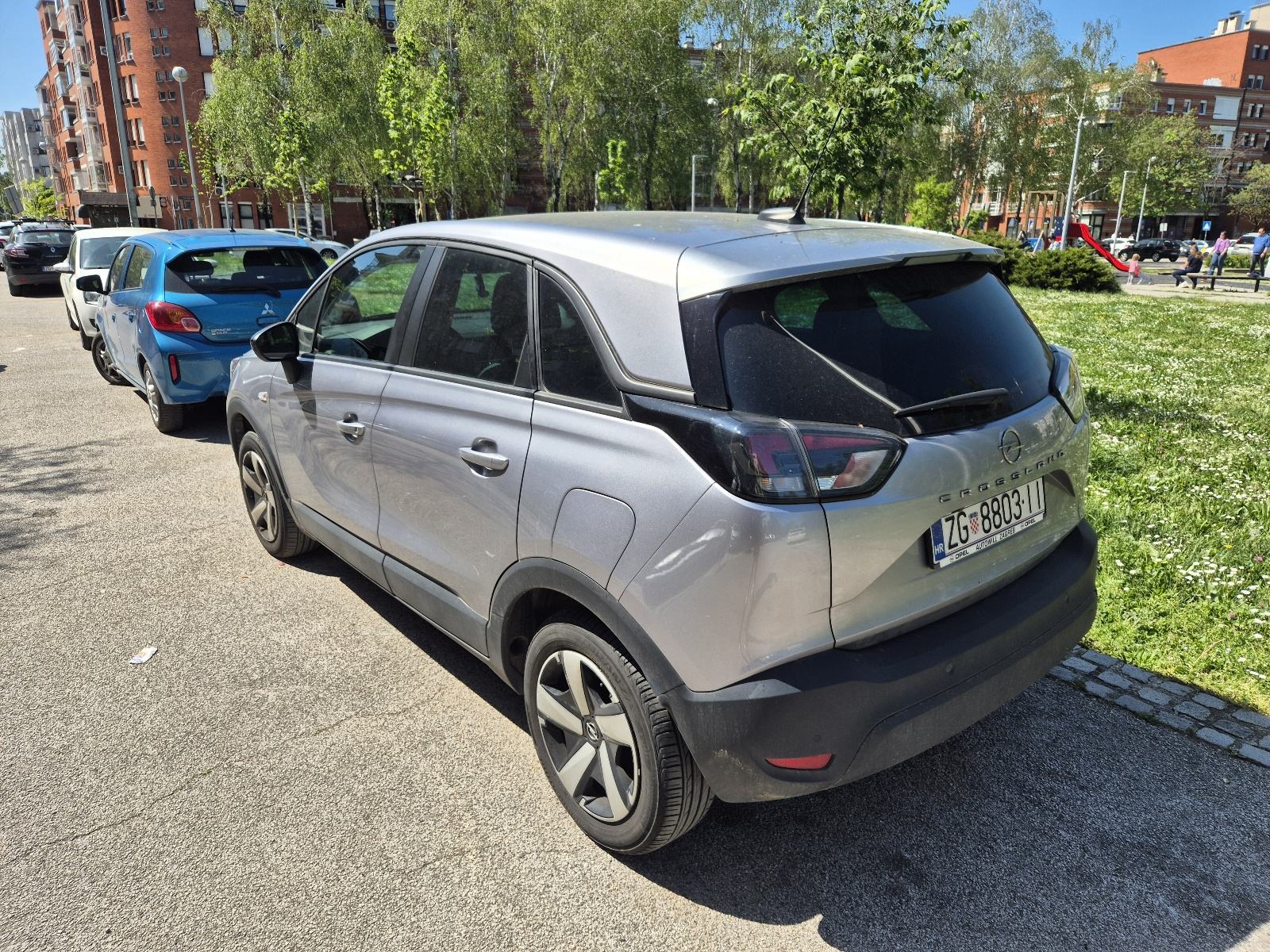 Opel Crossland 1,2, fotografija 2