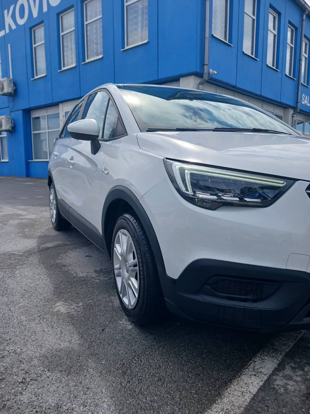 Opel Crossland 1.2 T, fotografija 2
