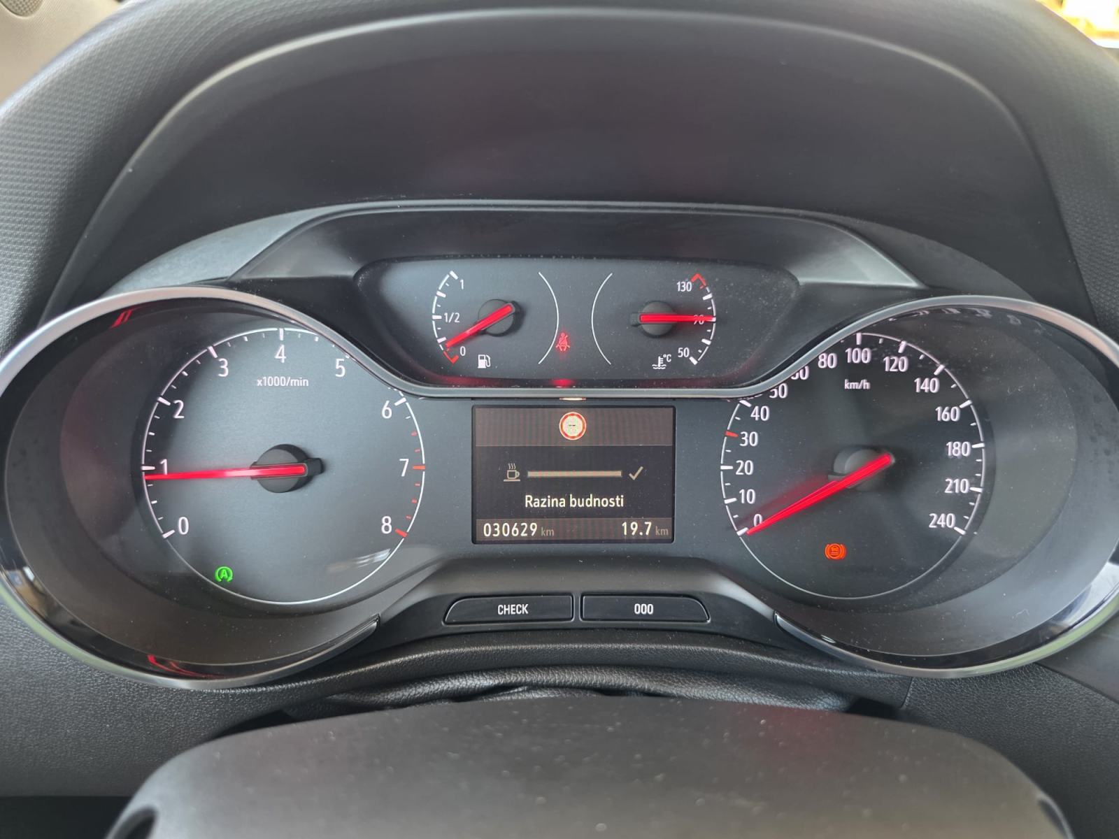 Opel Crossland 1,2 Turbo ELEGANCE, fotografija 16