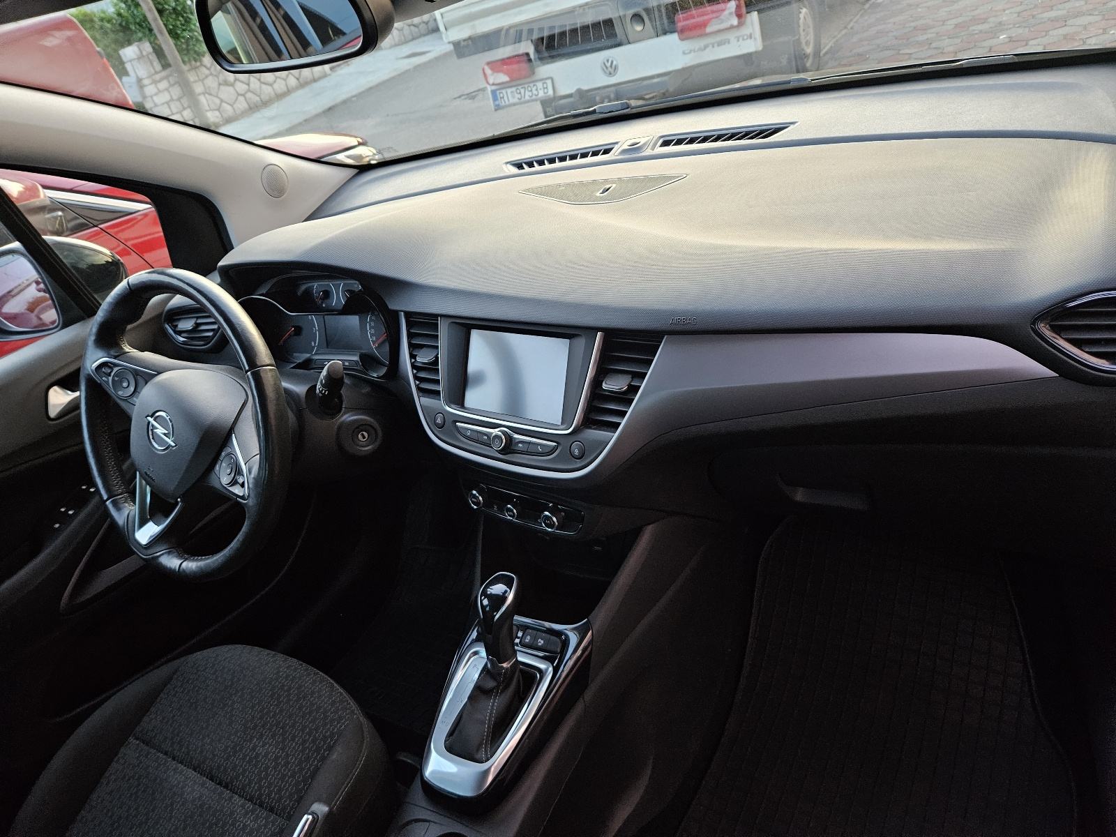 Opel Crossland 1,2 Turbo automatik, fotografija 6