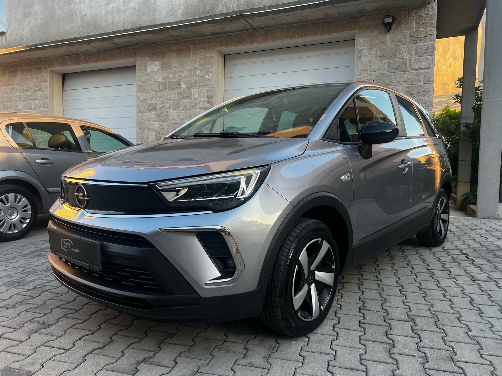 Opel Crossland 1,2 Turbo Business, 81 kw, 1. vlasnik, HR, fotografija 2
