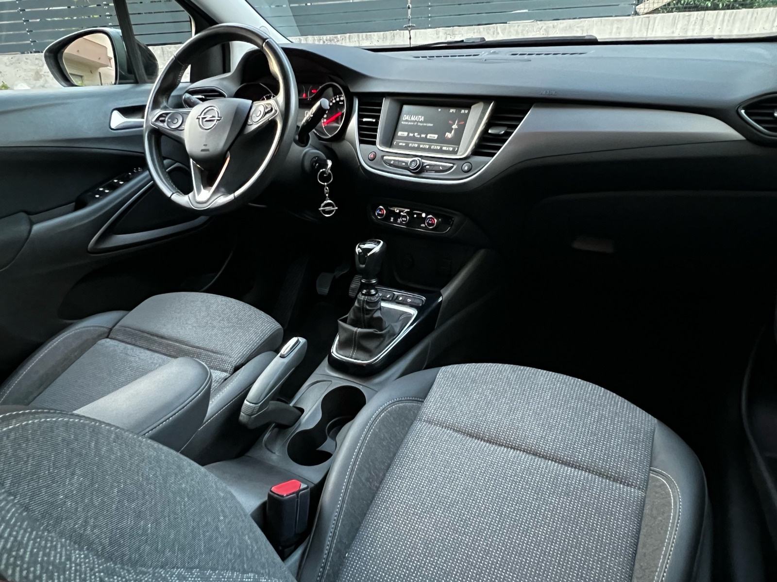 Opel Crossland 1,2 Turbo Business, 81 kw, 1. vlasnik, HR, fotografija 12