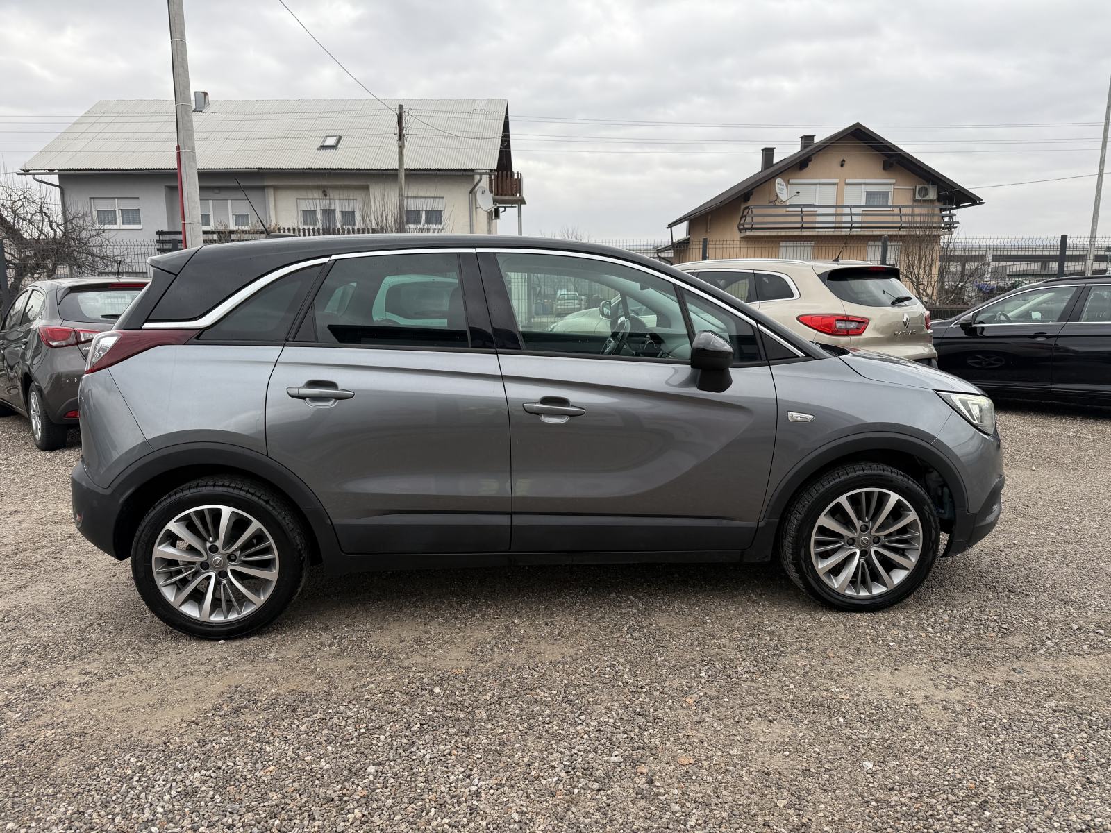 Opel Crossland X 1.2 Turbo - KAMERA - NAVIGACIJA - GARANCIJA, fotografija 3