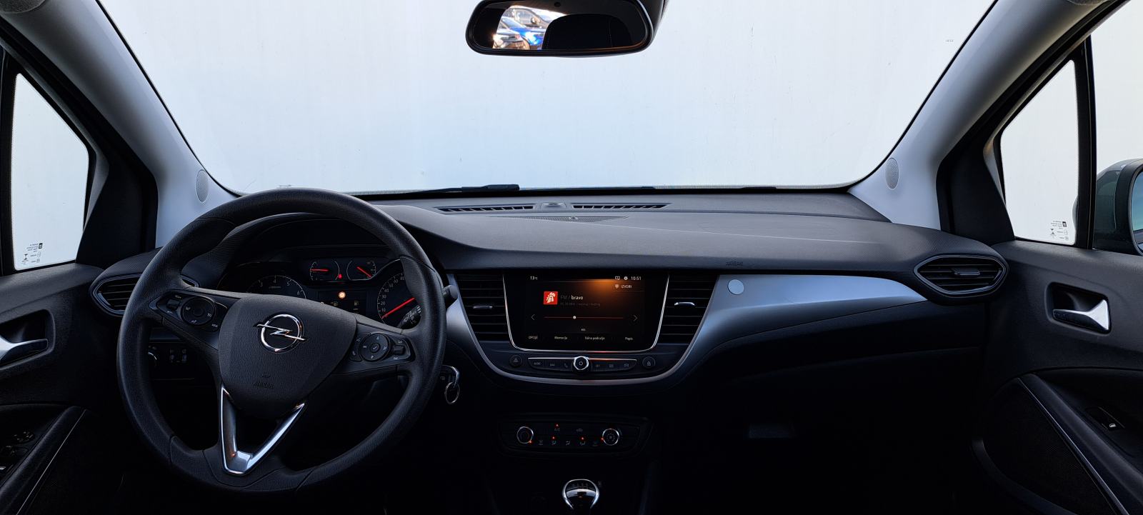 Opel Crossland 1,2 Turbo *KOMISIONA PRODAJA*, fotografija 9