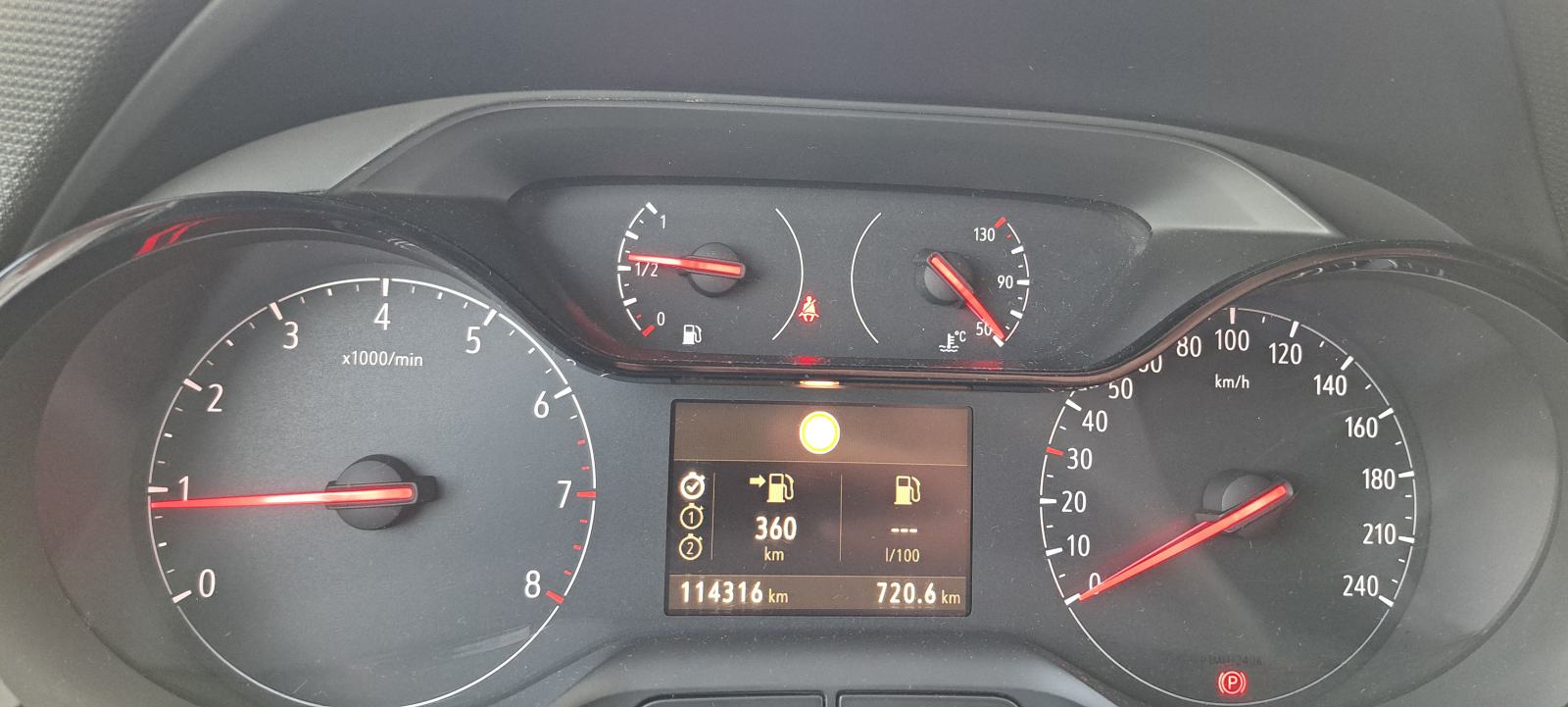 Opel Crossland 1,2 Turbo *KOMISIONA PRODAJA*, fotografija 12