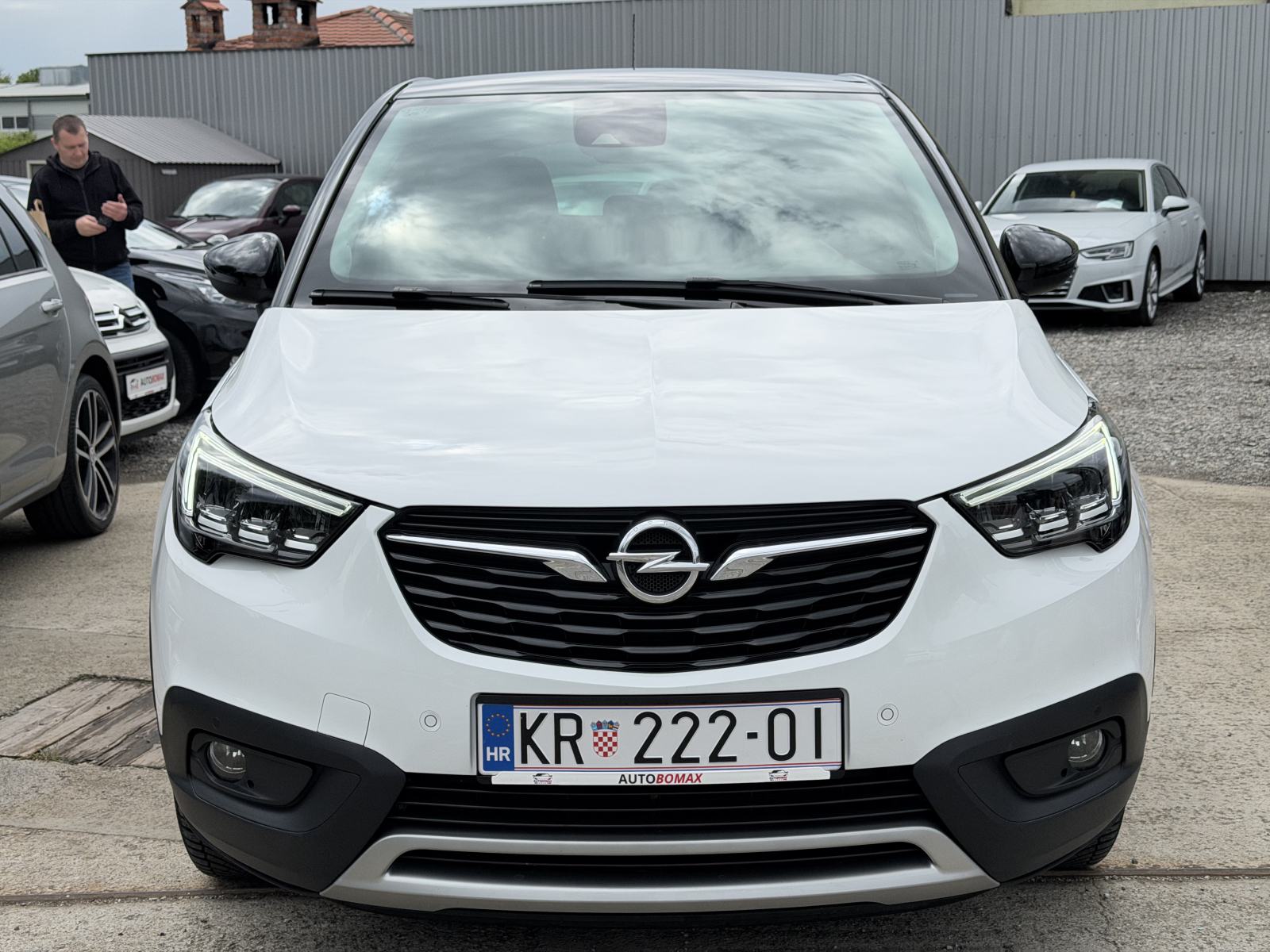 Opel Crossland 1,2 Turbo -POTVRDA KM-VELIKI+MALI SERVIS-REG.11/26, fotografija 3