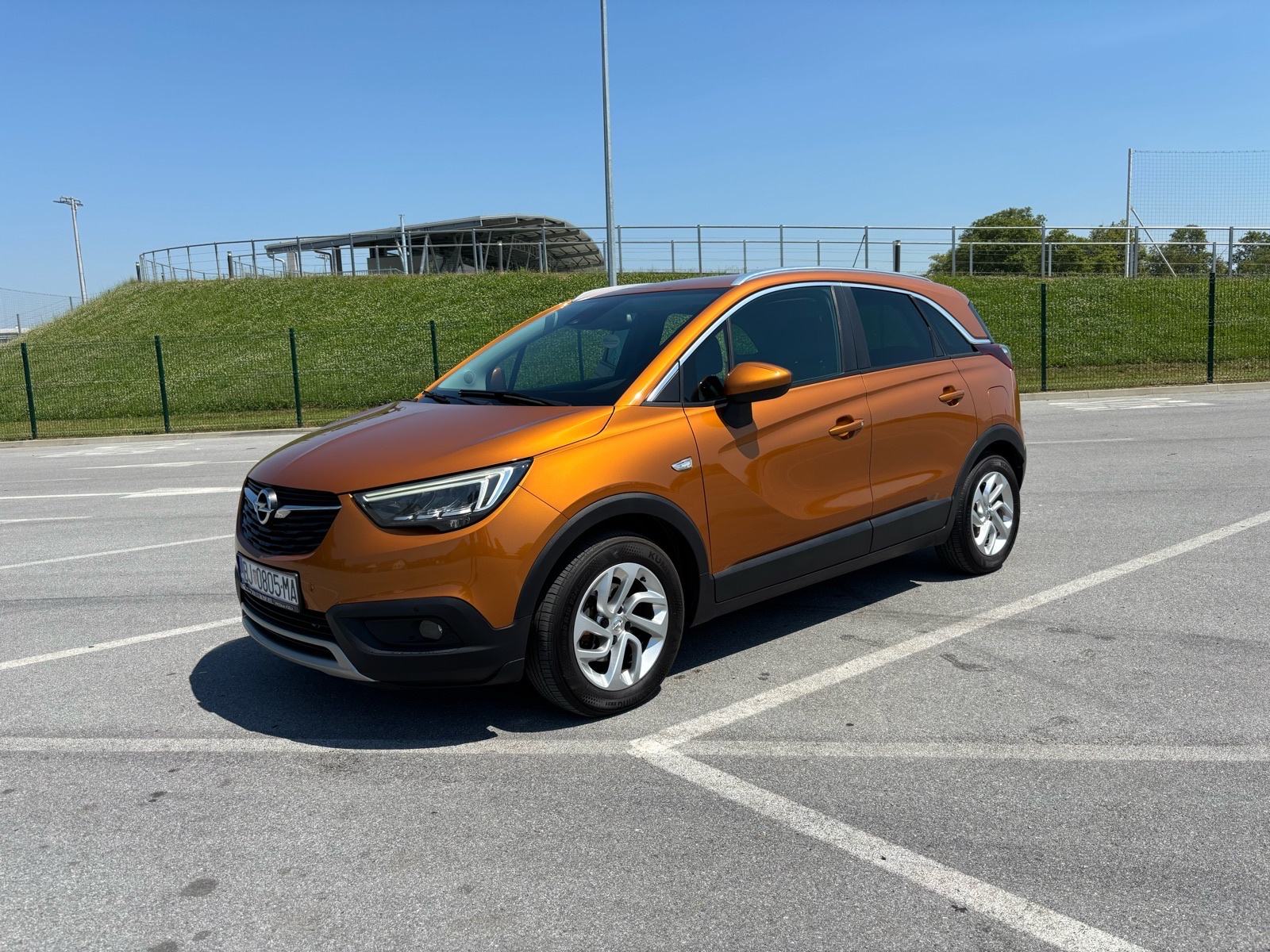 Opel Crossland 1,2 Turbo, fotografija 7