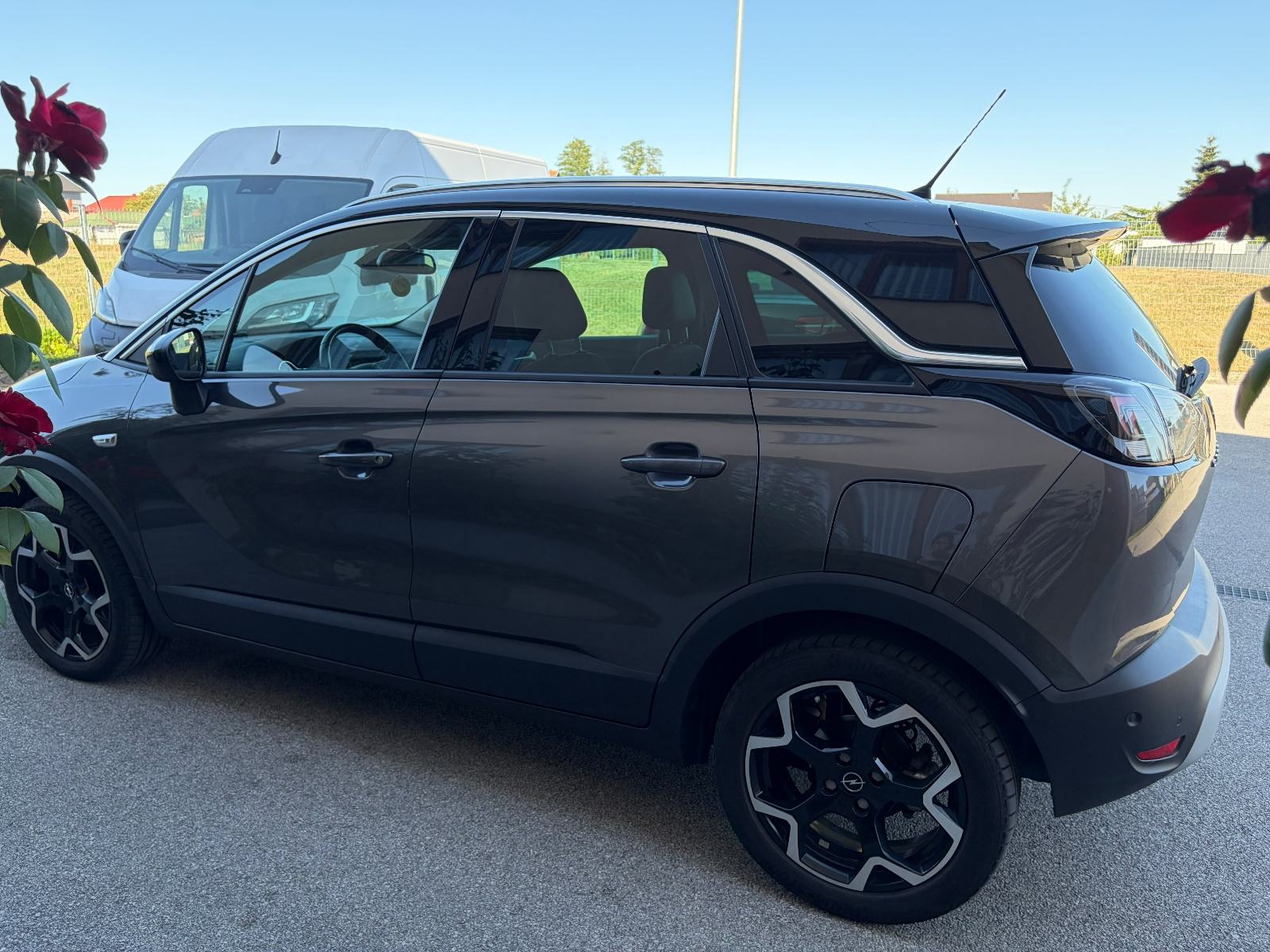 Opel Crossland 1,2 Turbo, fotografija 4