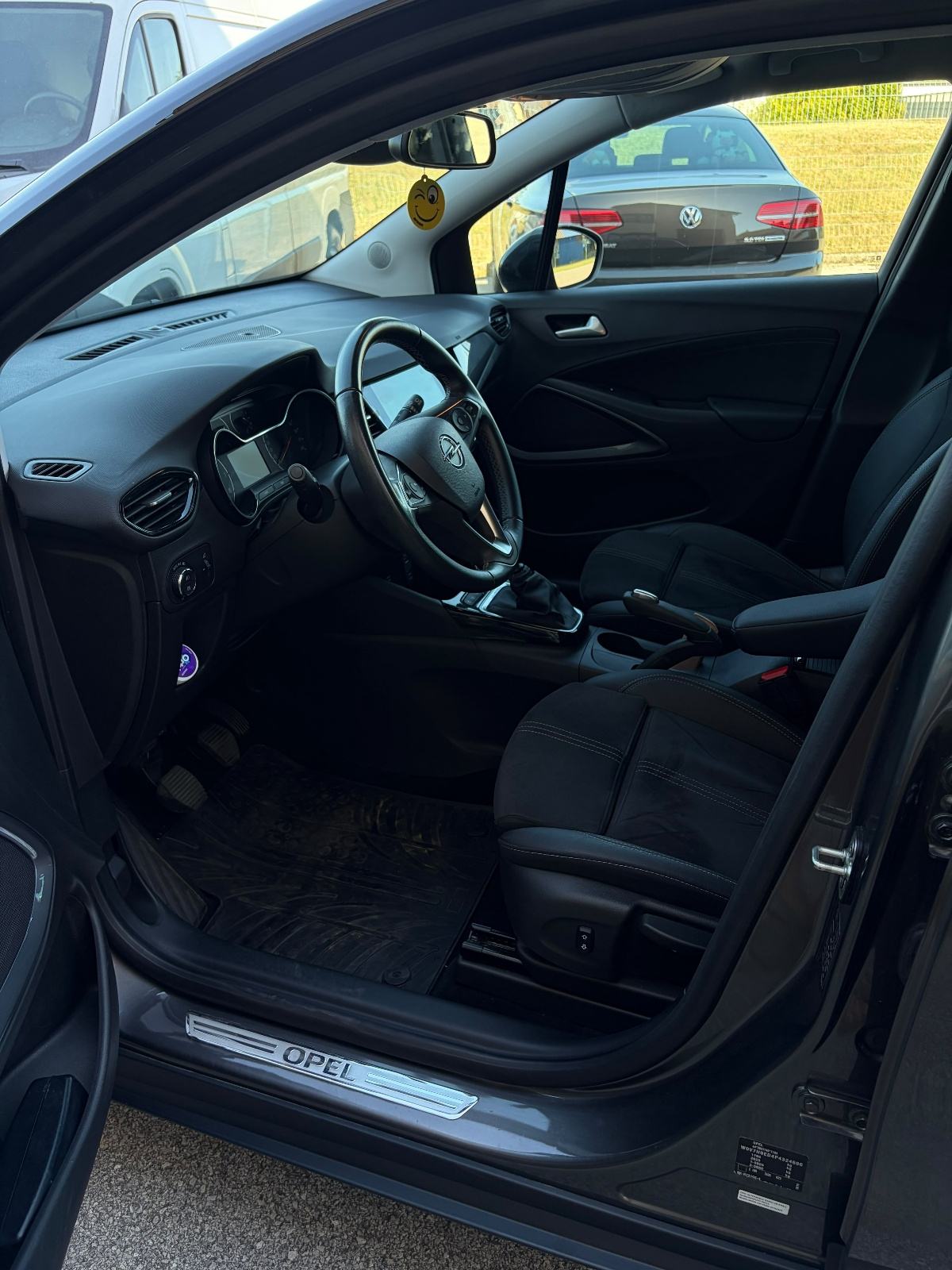 Opel Crossland 1,2 Turbo, fotografija 7