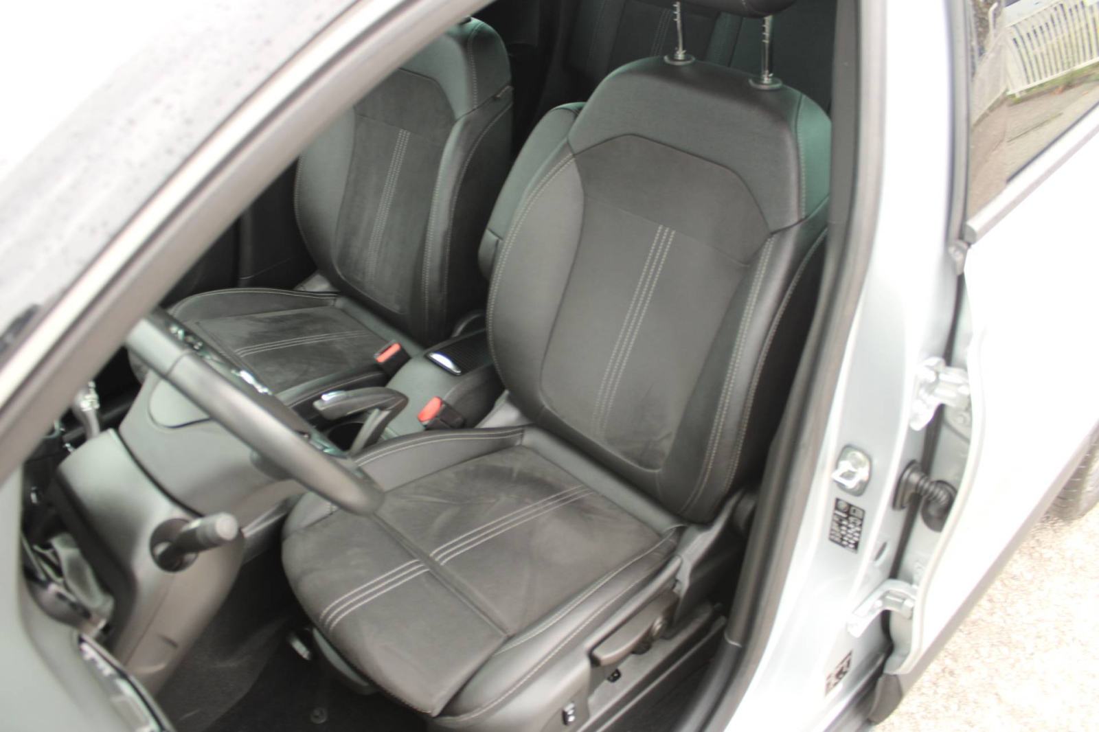 Opel Crossland 1.2 Turbo Ultimate *LED,NAVIGACIJA,KAMERA*, fotografija 11