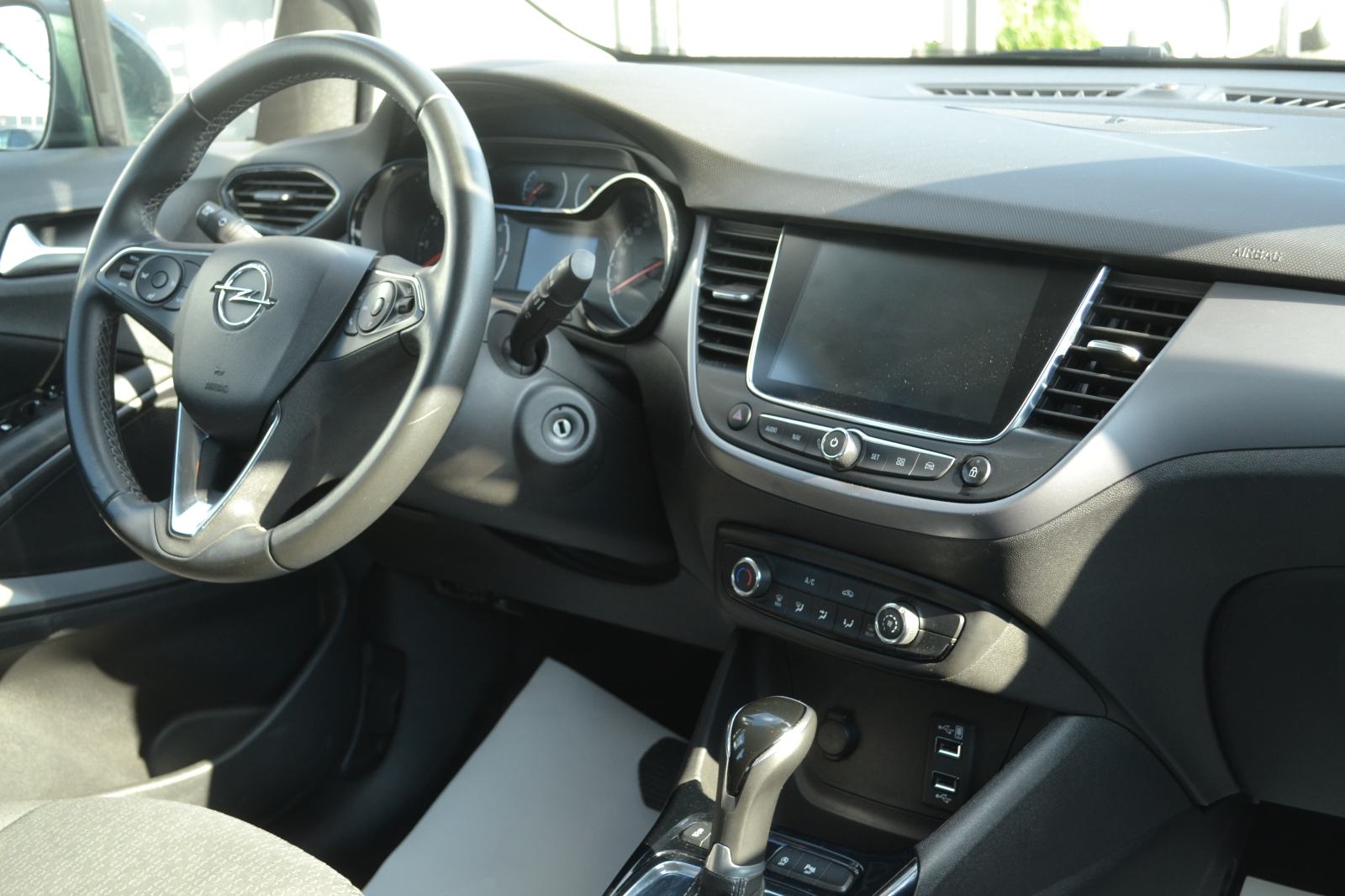 Opel Crossland 1,5 automatik *** rata 185€ BEZ UČEŠĆA *** SERVISNA **, fotografija 6