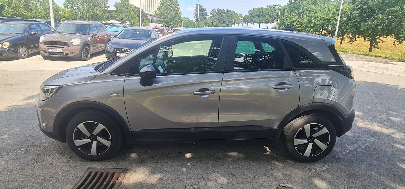Opel Crossland 1,5 D Edition MT6, 2022, 201.500 km, iz HR, veliki serv, fotografija 6