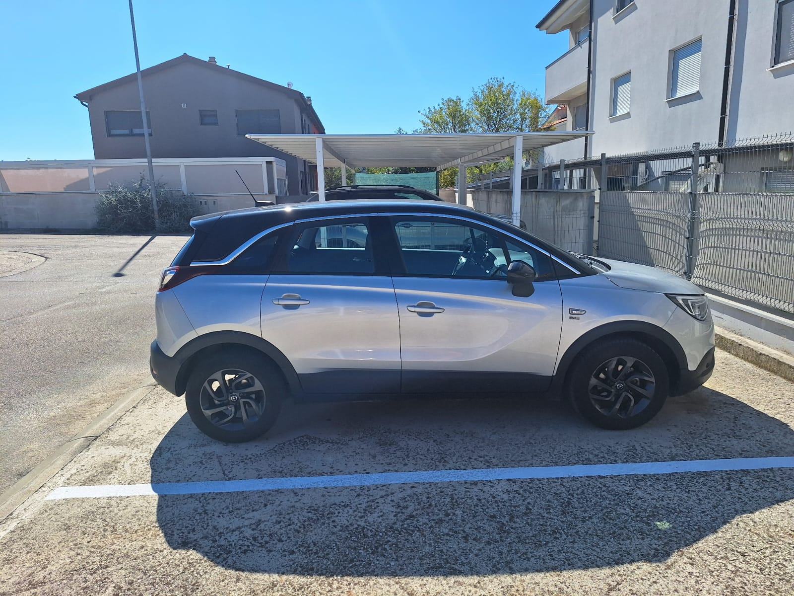 Opel Crossland 1,5, fotografija 7