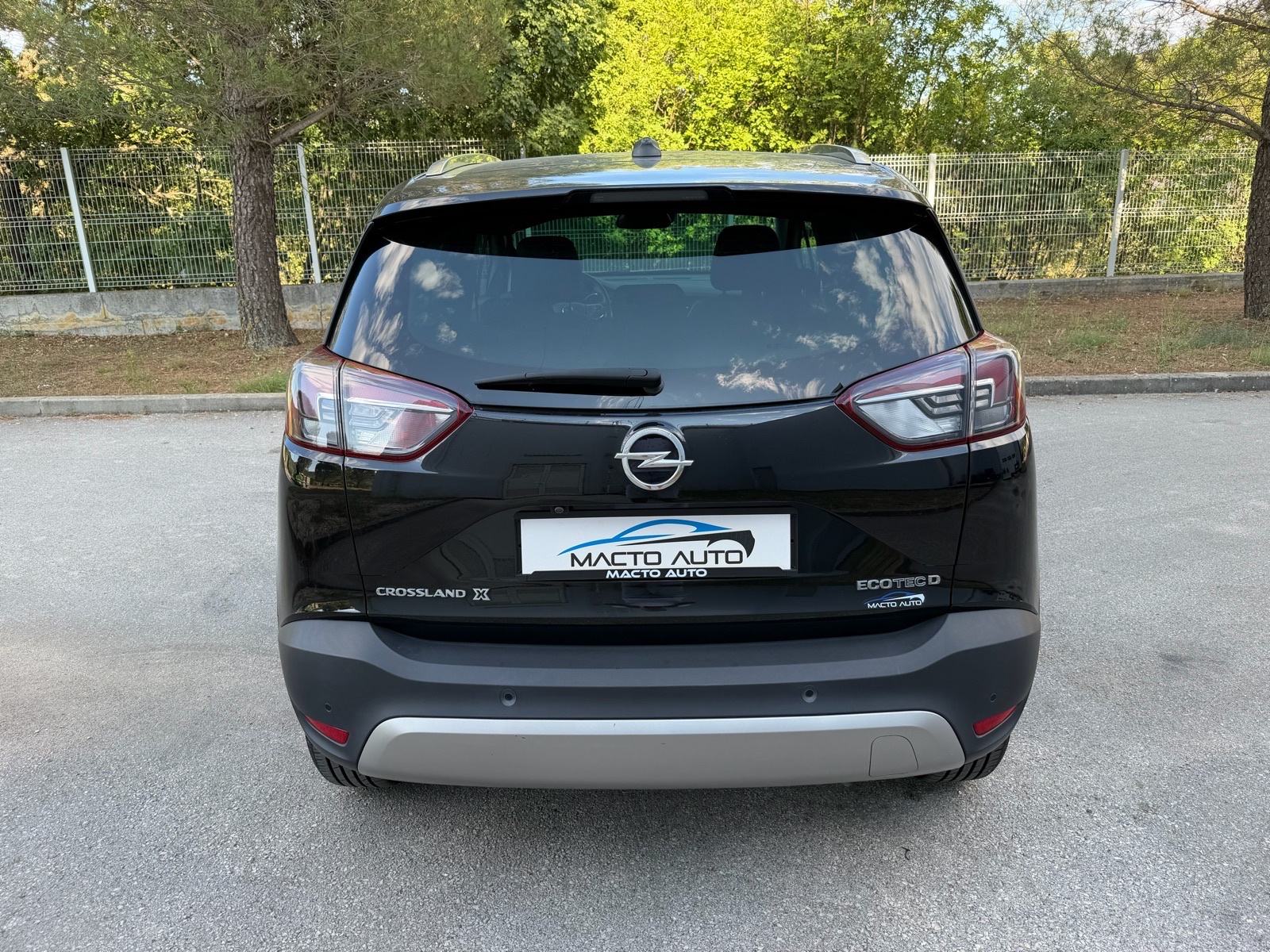 Opel Crossland 1,5, fotografija 8