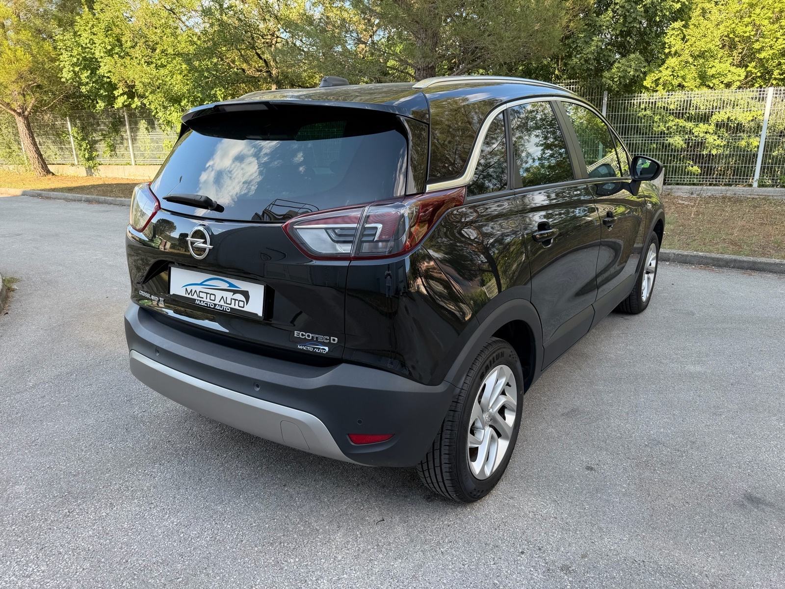 Opel Crossland 1,5, fotografija 10