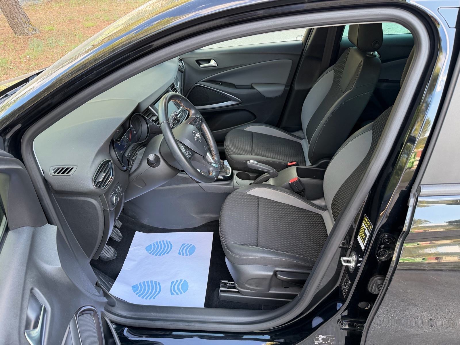 Opel Crossland 1,5, fotografija 17