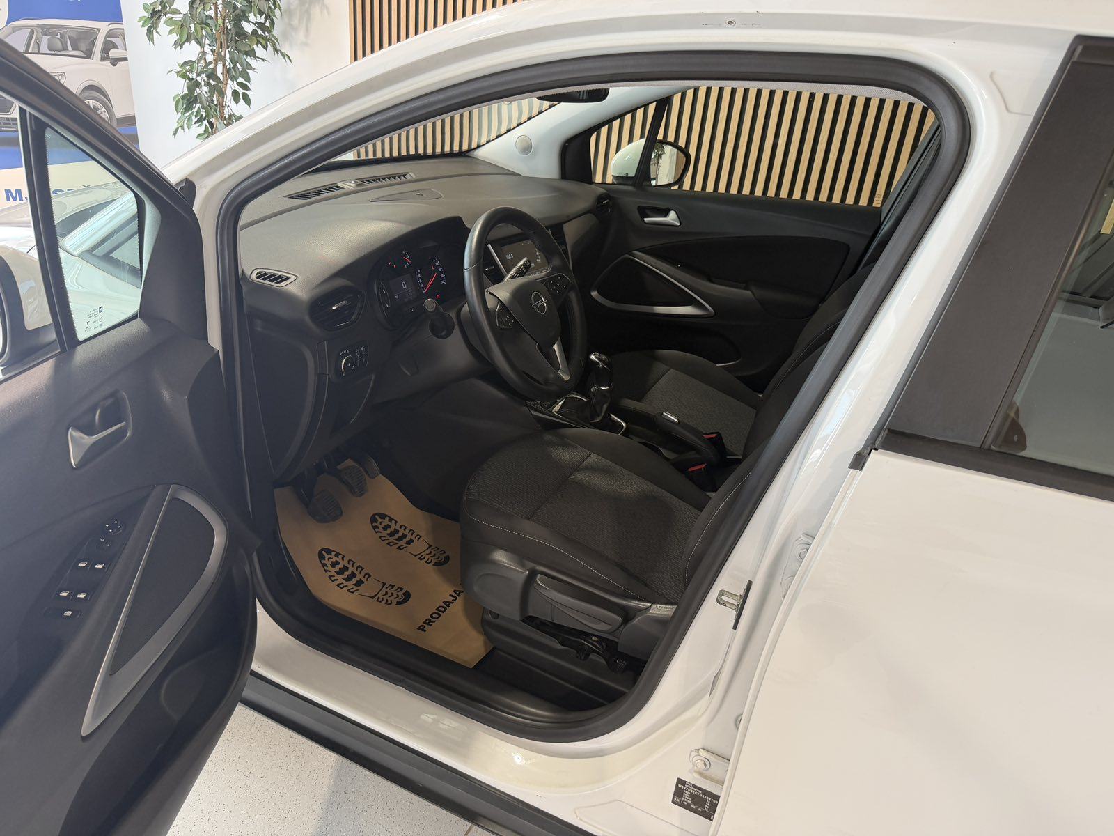 Opel Crossland 1.6 CDTi 2017.g.*PDC-TEMPMAT-ALU-12 MJ JAMSTVO*, fotografija 20