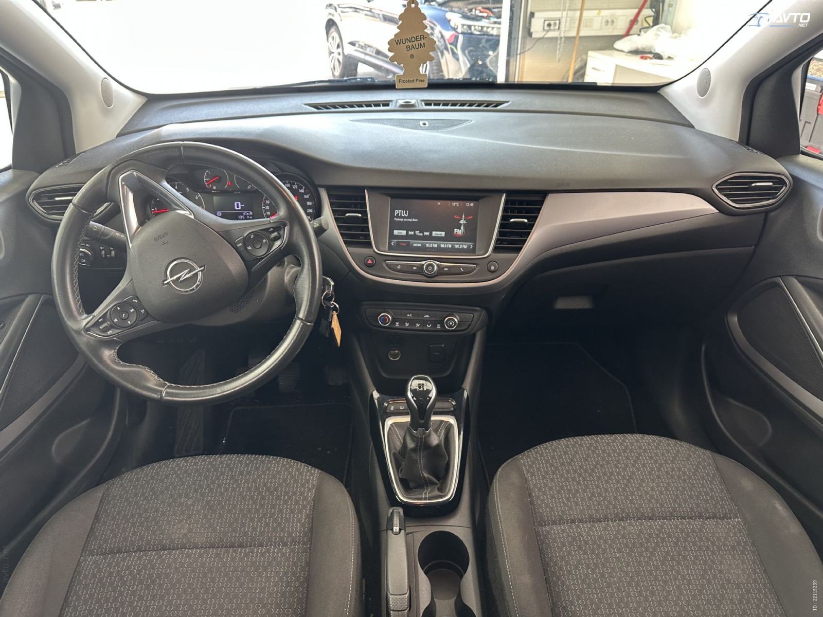 Opel Crossland X 1,2 61 KW, fotografija 17