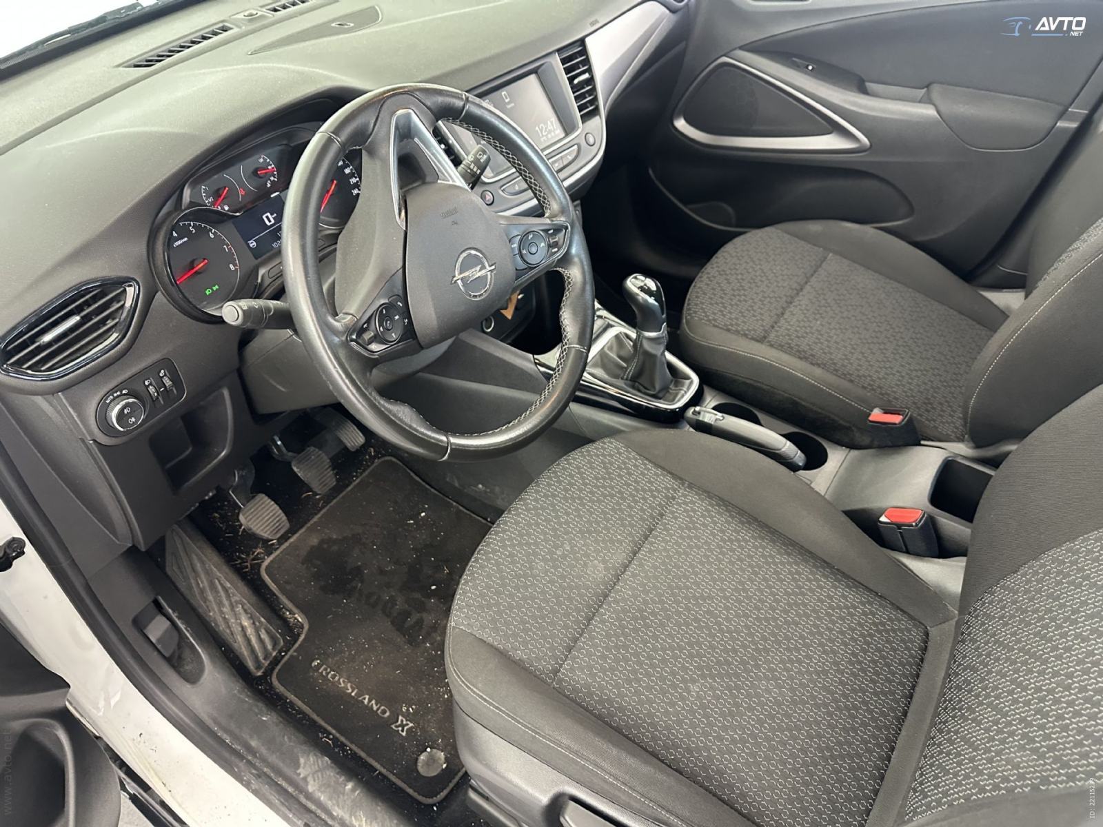 Opel Crossland X 1,2 61 KW, fotografija 10