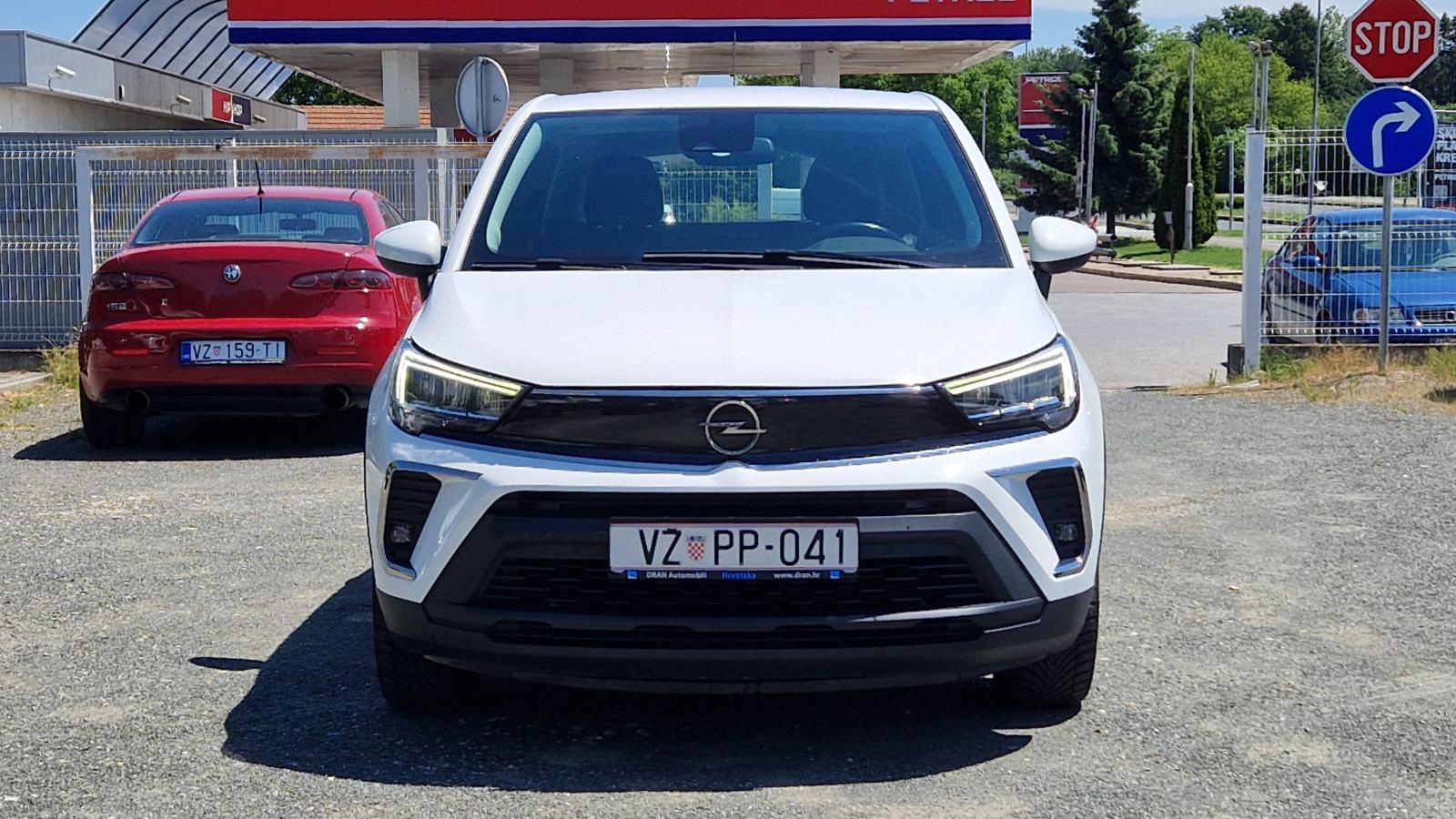 Opel Crossland X 1,5 D 120ks, automatik, LED farovi, kamera, PDV, fotografija 9