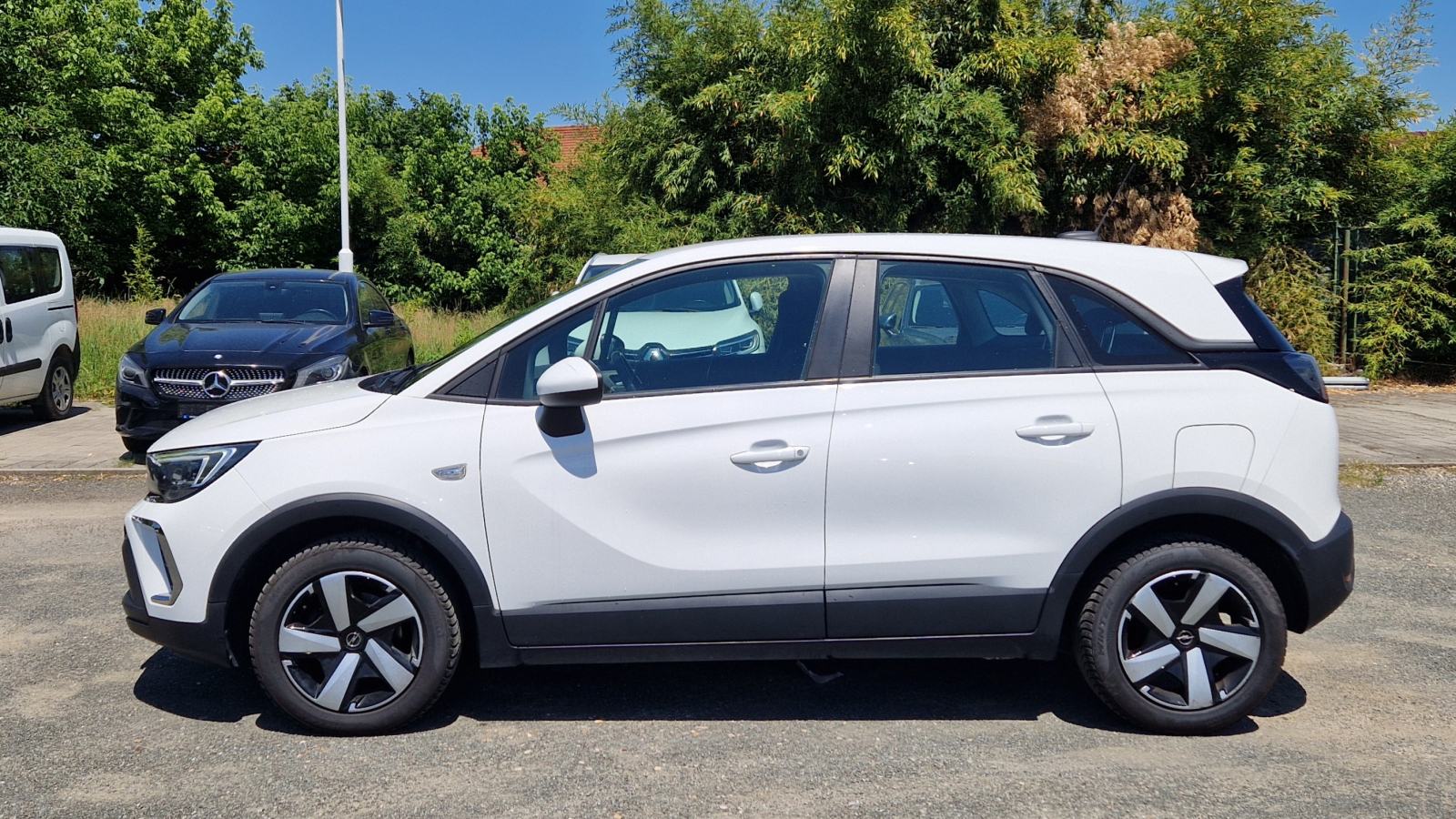 Opel Crossland X 1,5 D 120ks, automatik, LED farovi, kamera, PDV, fotografija 2