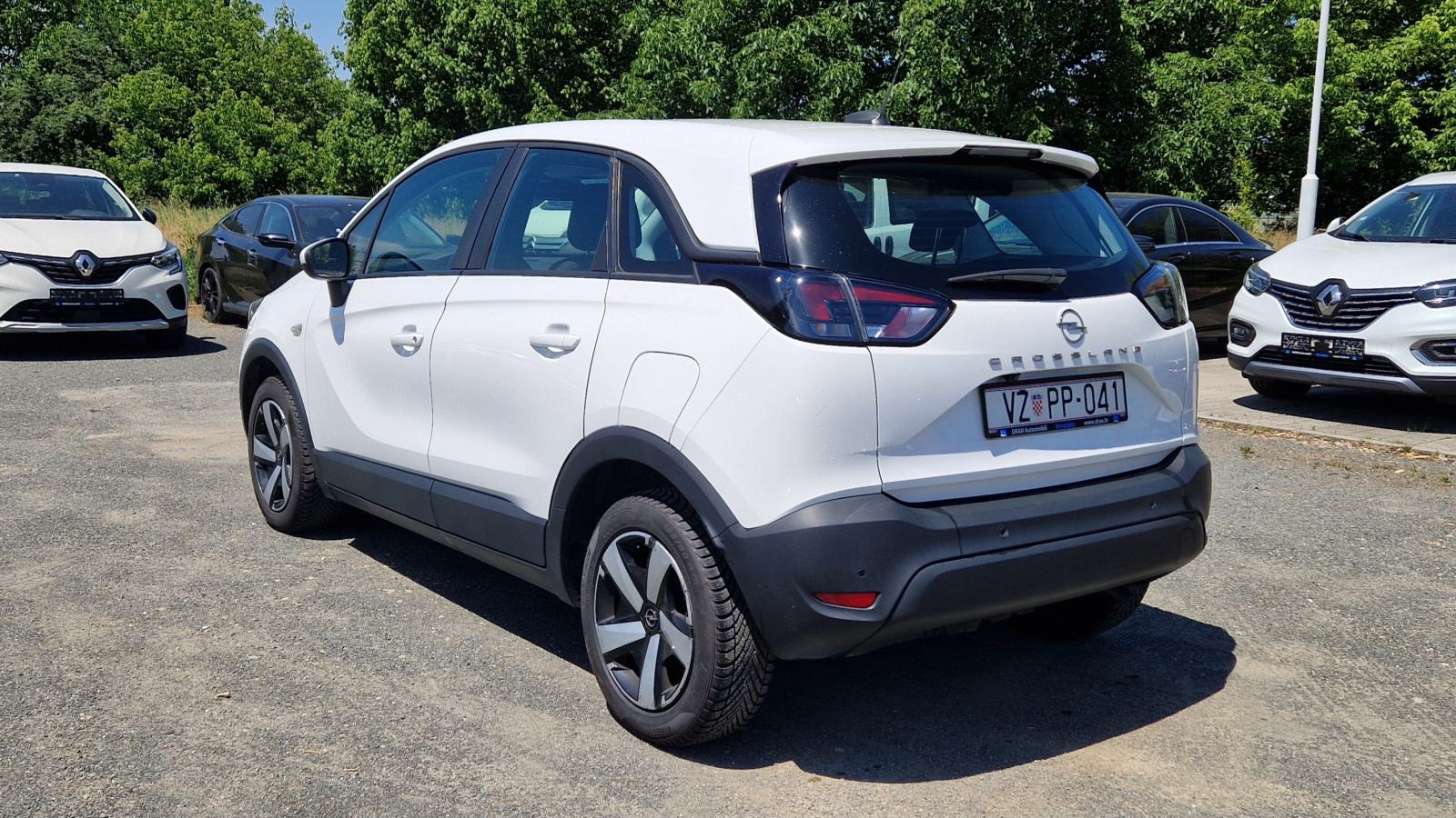 Opel Crossland X 1,5 D 120ks, automatik, LED farovi, kamera, PDV, fotografija 3