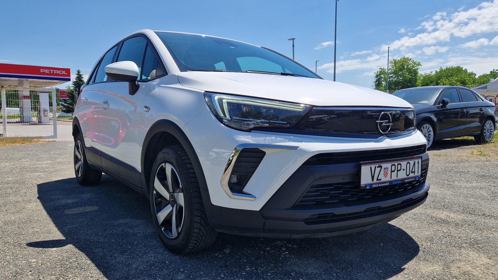 Opel Crossland X 1,5 D 120ks, automatik, LED farovi, kamera, PDV, fotografija 8
