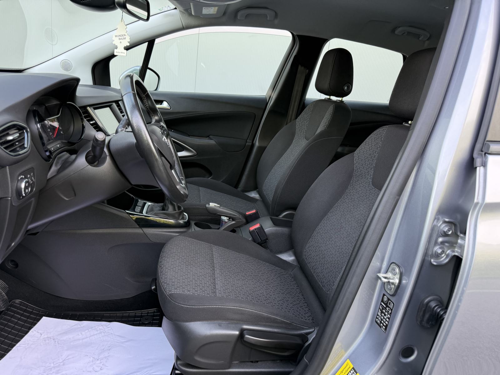 Opel Crossland X 1,5 DTE EDITION DIESEL 2022 MODEL * REG 05/2027 GOD*, fotografija 16
