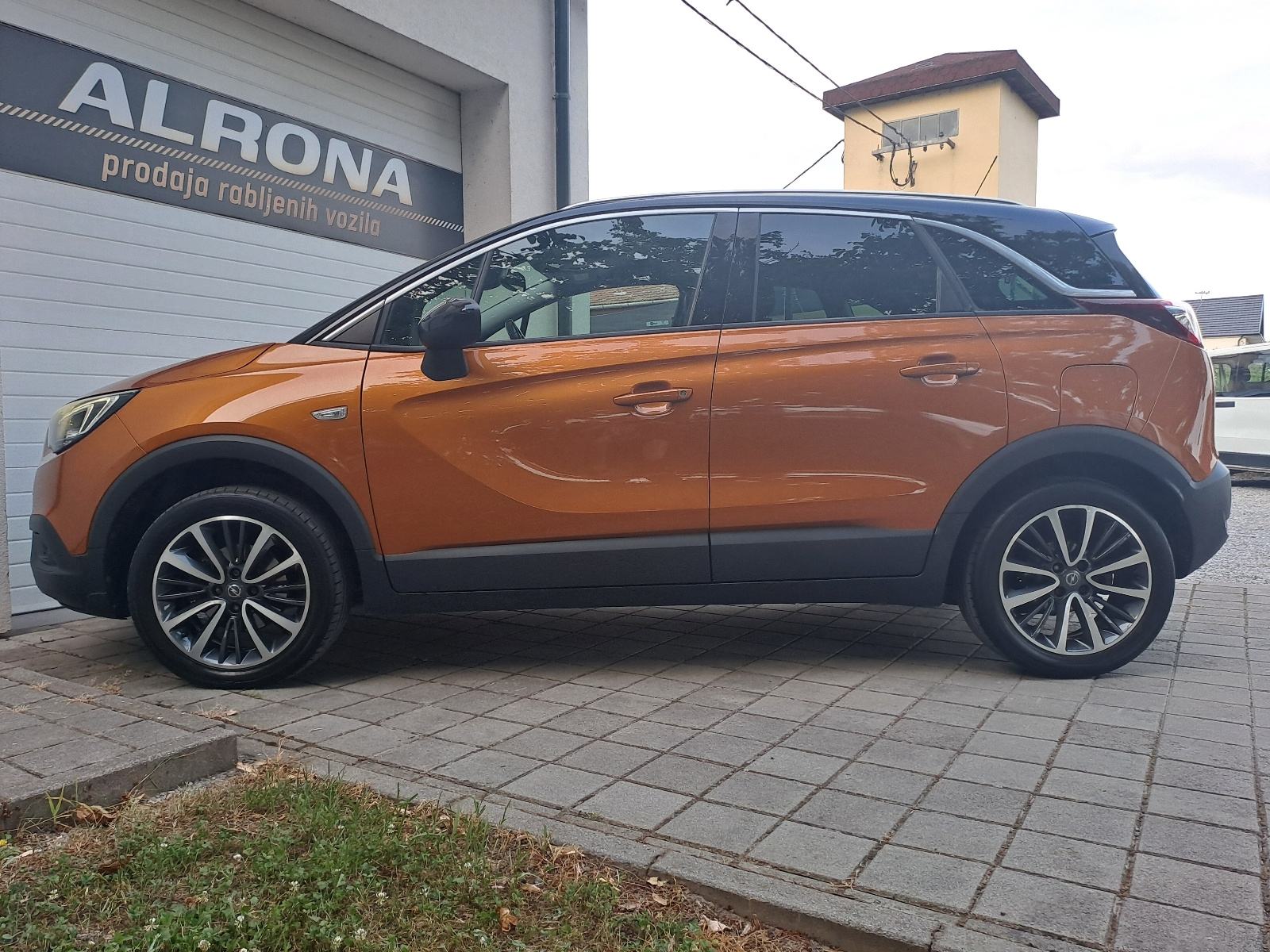 Opel Crossland X 1.6 CDTi* JAMSTVO*I.VLASNIK,LED,NAVI,UREDNA SERVISNA, fotografija 8