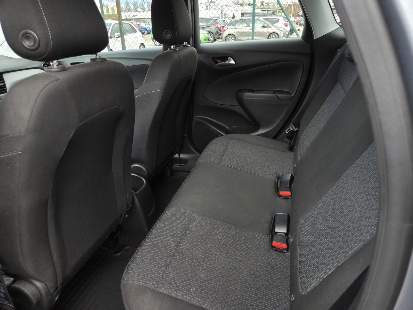 Opel Crossland X Enjoy 1.5 DT, fotografija 7