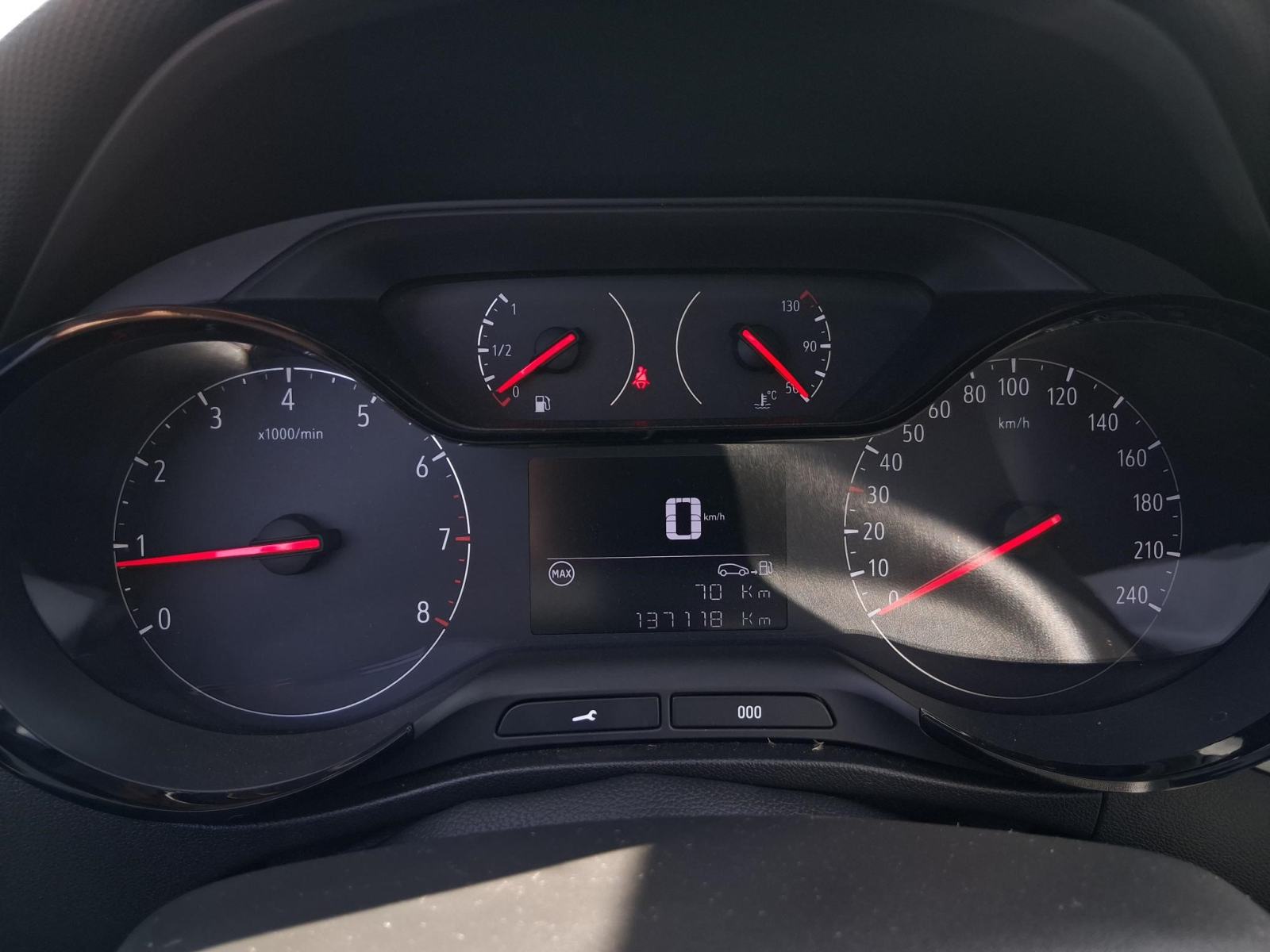 Opel Crossland X Enjoy 1.5 DT, fotografija 12