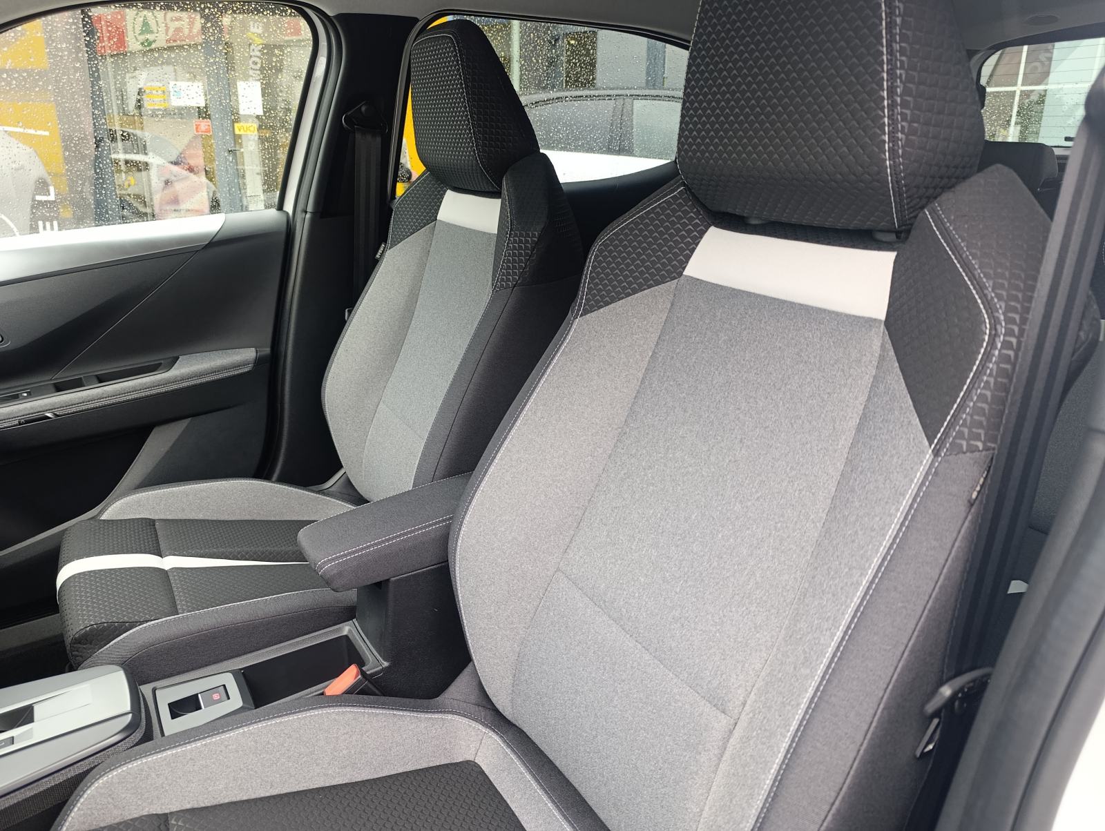 Opel Frontera GS Line Automatik, malo rabljeno - puno povoljnije!, fotografija 17