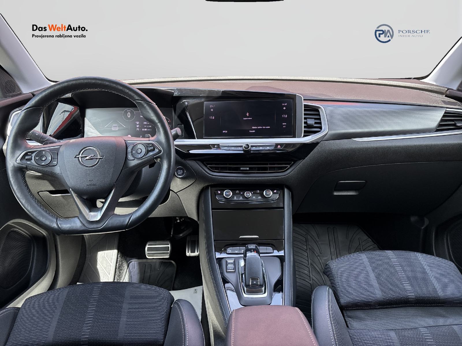 Opel Grandland 1,2 Turbo Automatik, fotografija 9