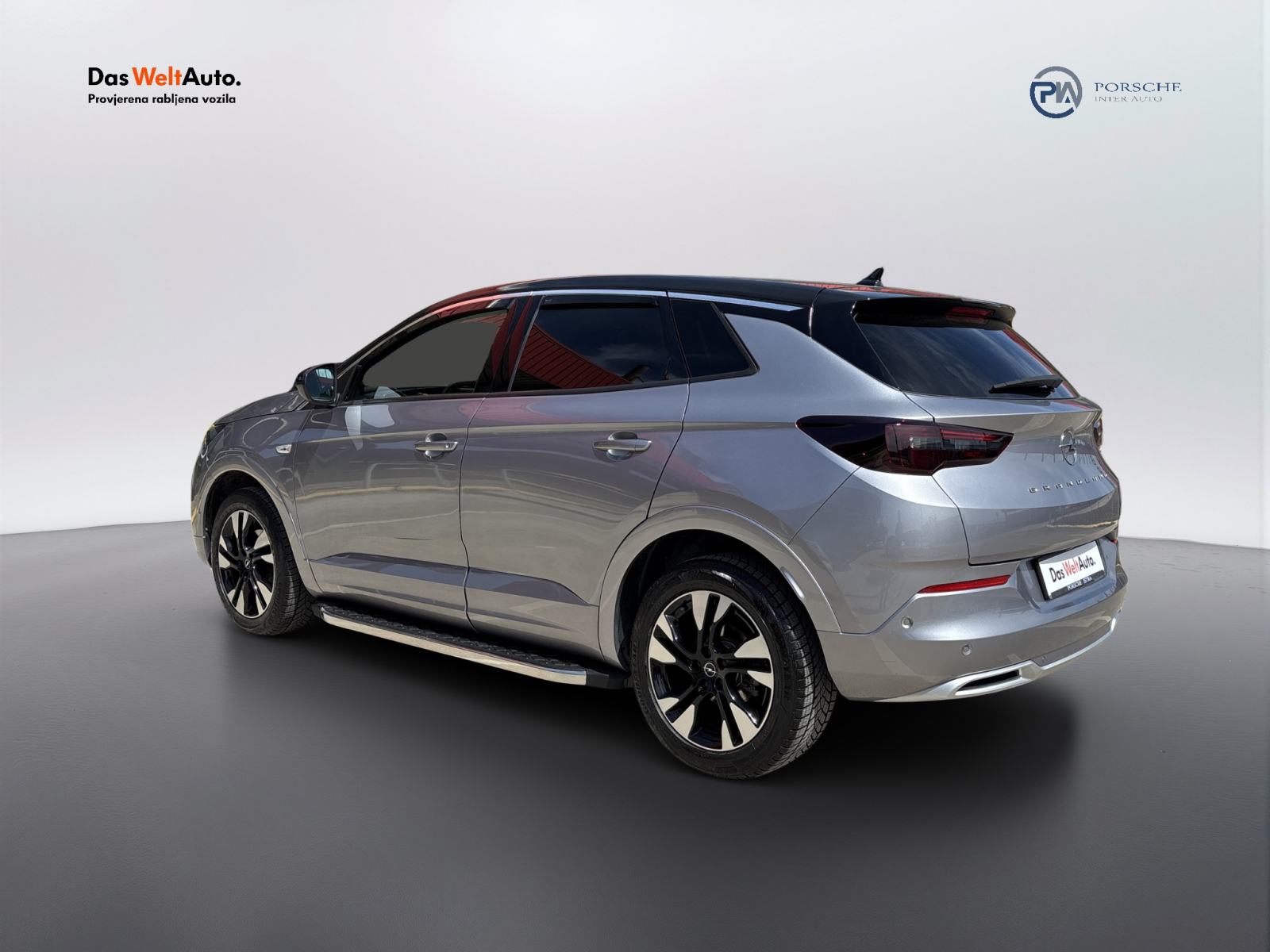 Opel Grandland 1,2 Turbo Automatik, fotografija 8