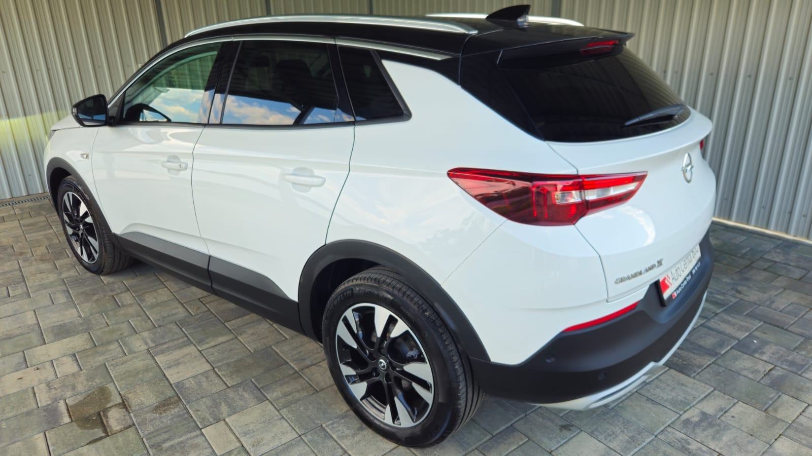 Opel Grandland 1,2 Turbo Innovation, Leasing, fotografija 4
