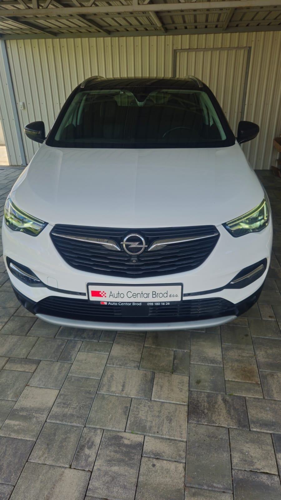 Opel Grandland 1,2 Turbo Innovation, Leasing, fotografija 2