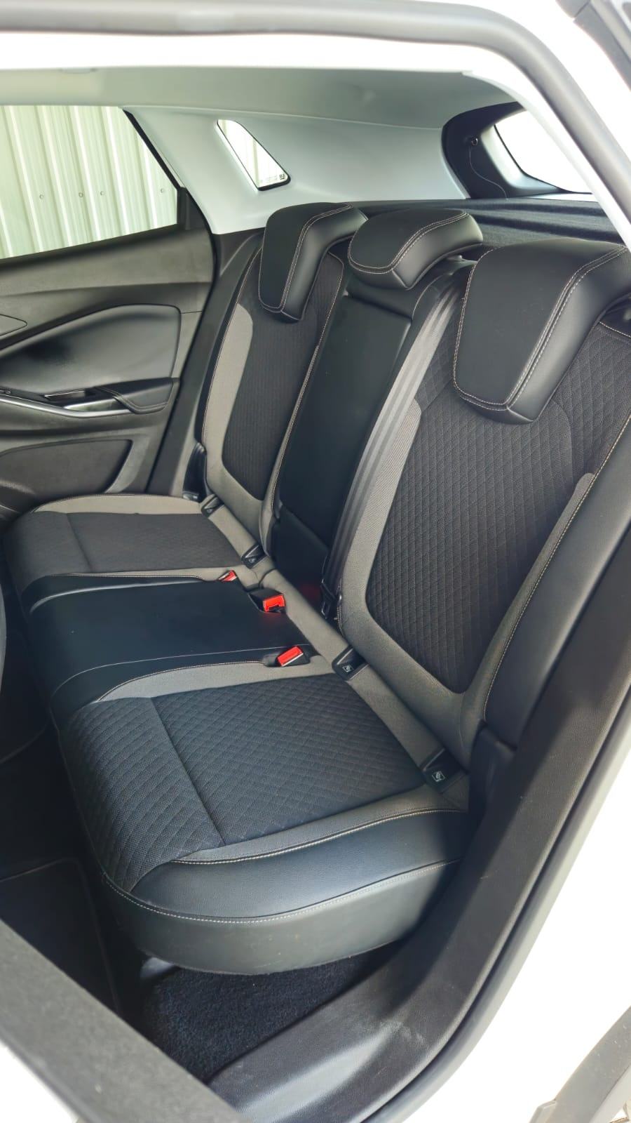 Opel Grandland 1,2 Turbo Innovation, Leasing, fotografija 12