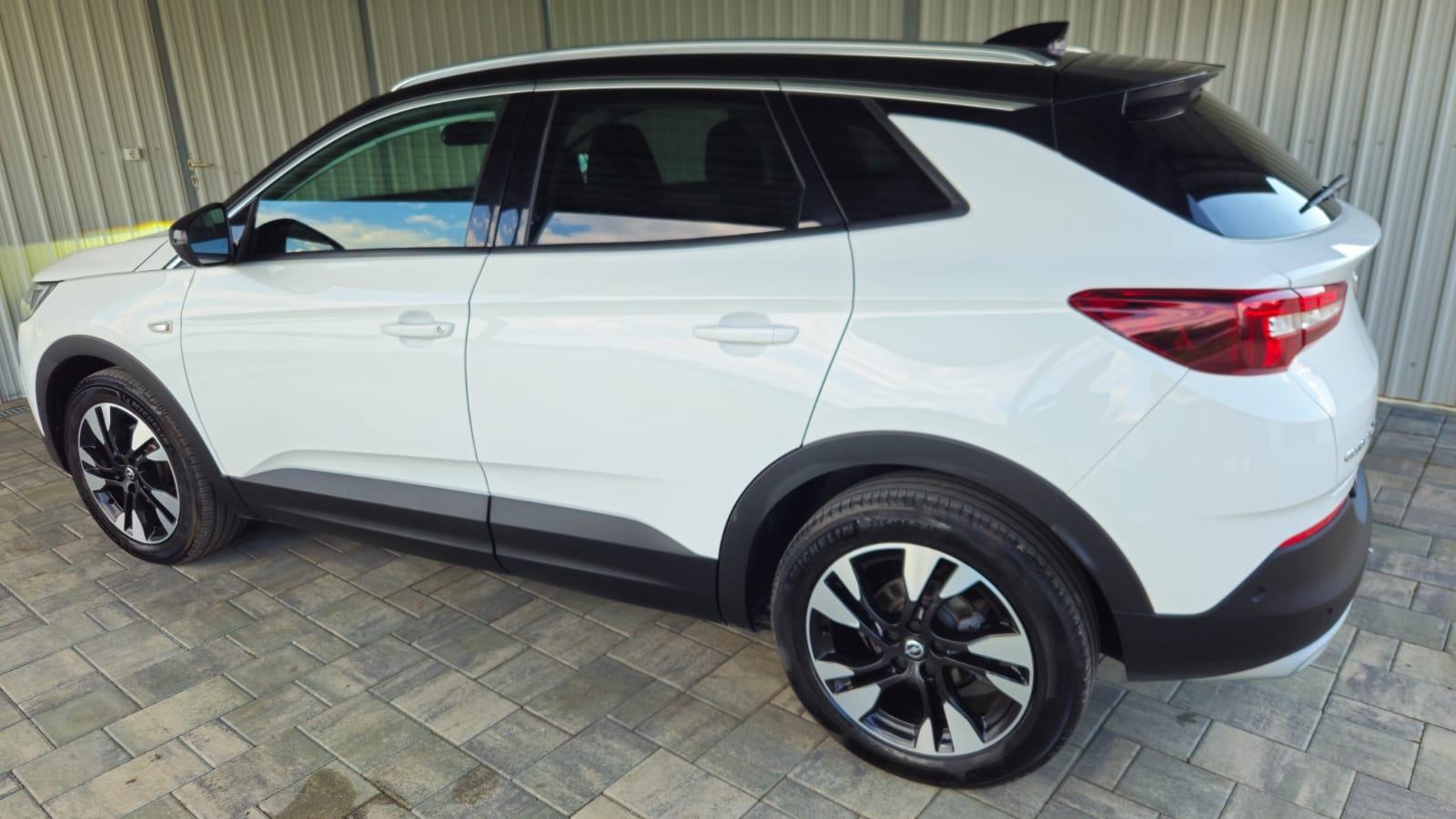 Opel Grandland 1,2 Turbo Innovation, Leasing, fotografija 14